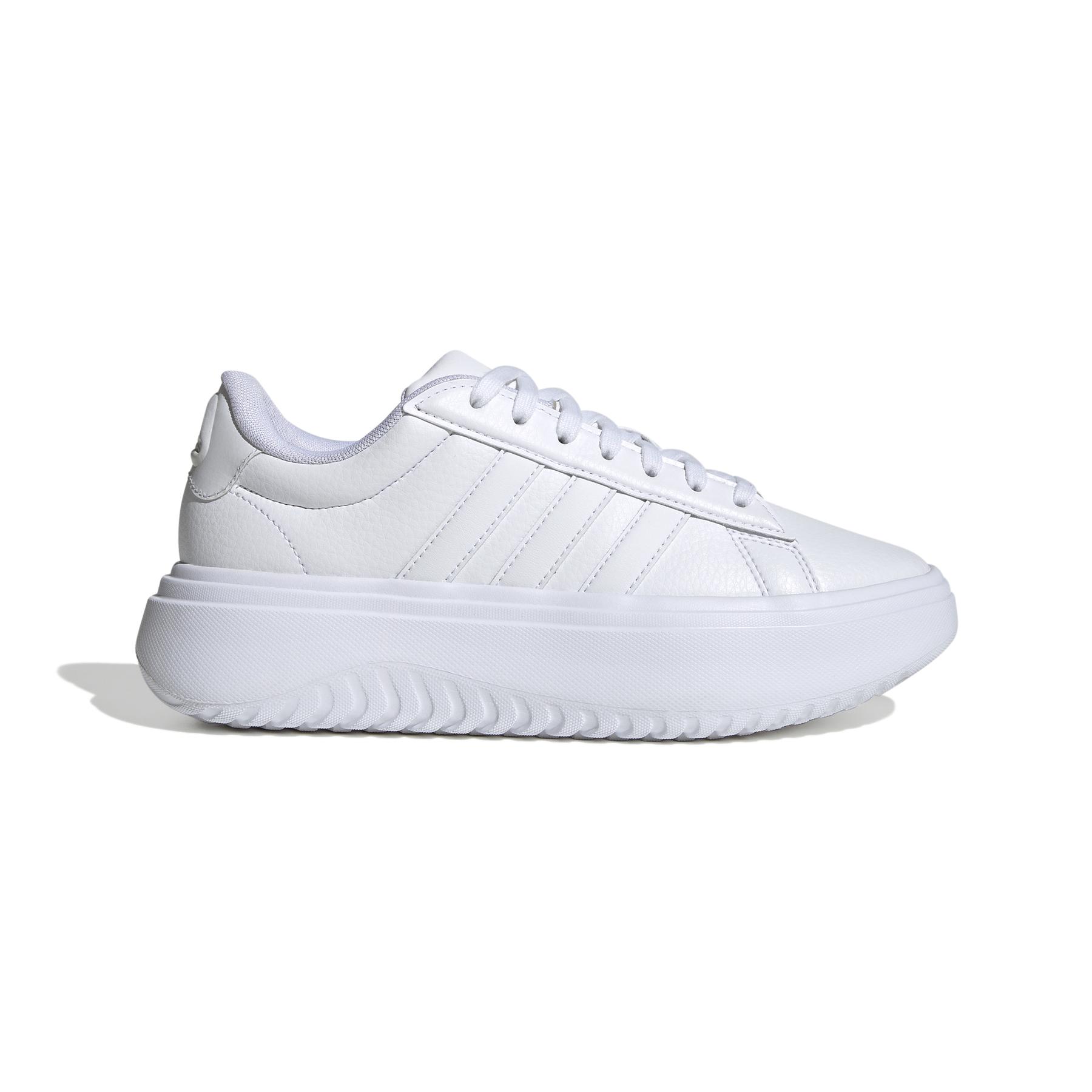 product/a/d/adidas_ie1089_1_footwear_photography_side_lateral_center_view_white.jpg