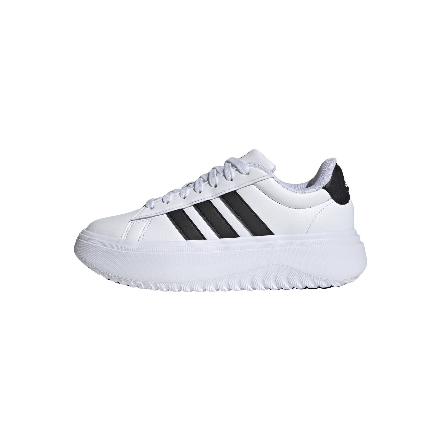 product/a/d/adidas_ie1092_12_footwear_photography_left_side_center_lateral_view_white.jpg
