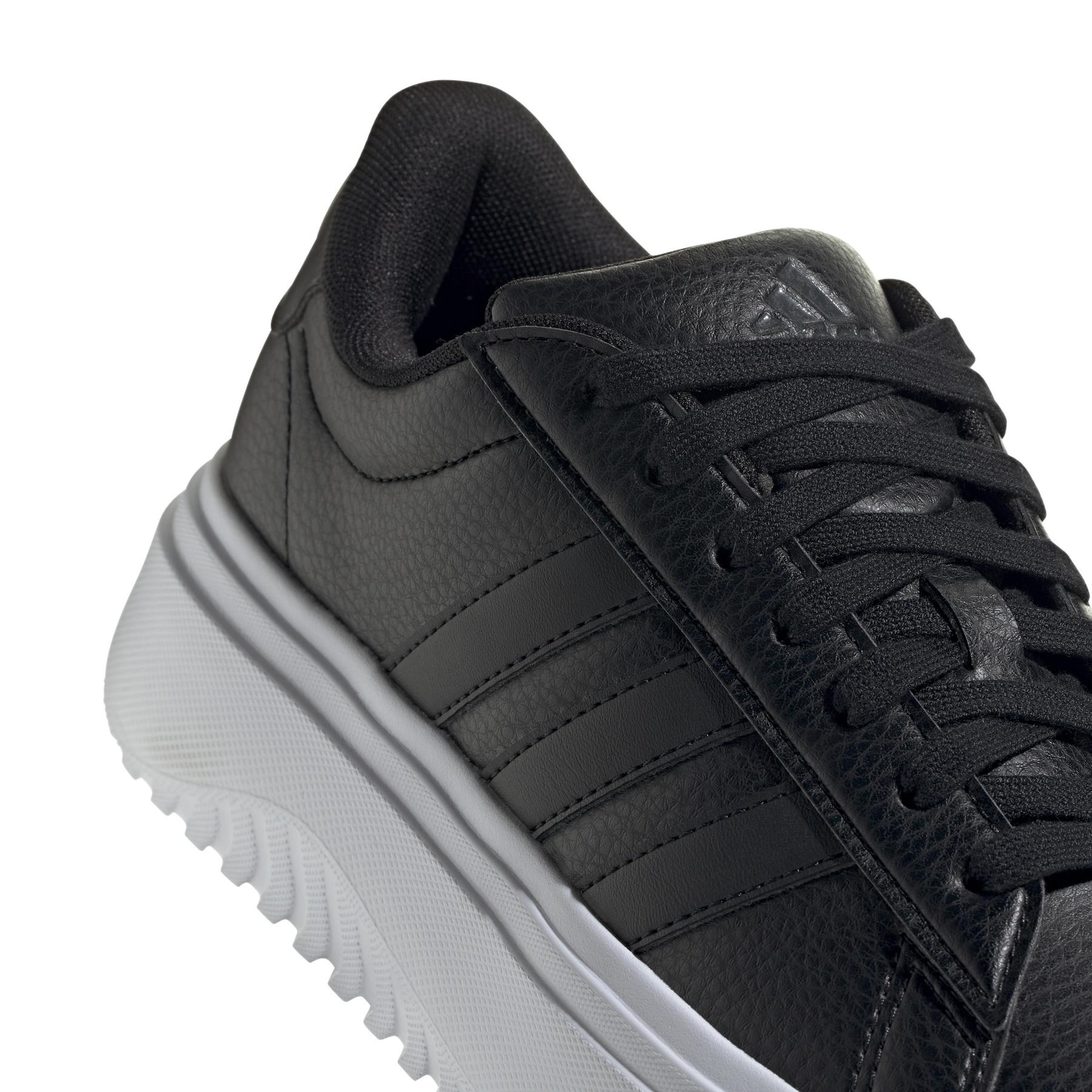 product/a/d/adidas_ie1093_9_footwear_photography_detail_view_2_white.jpg