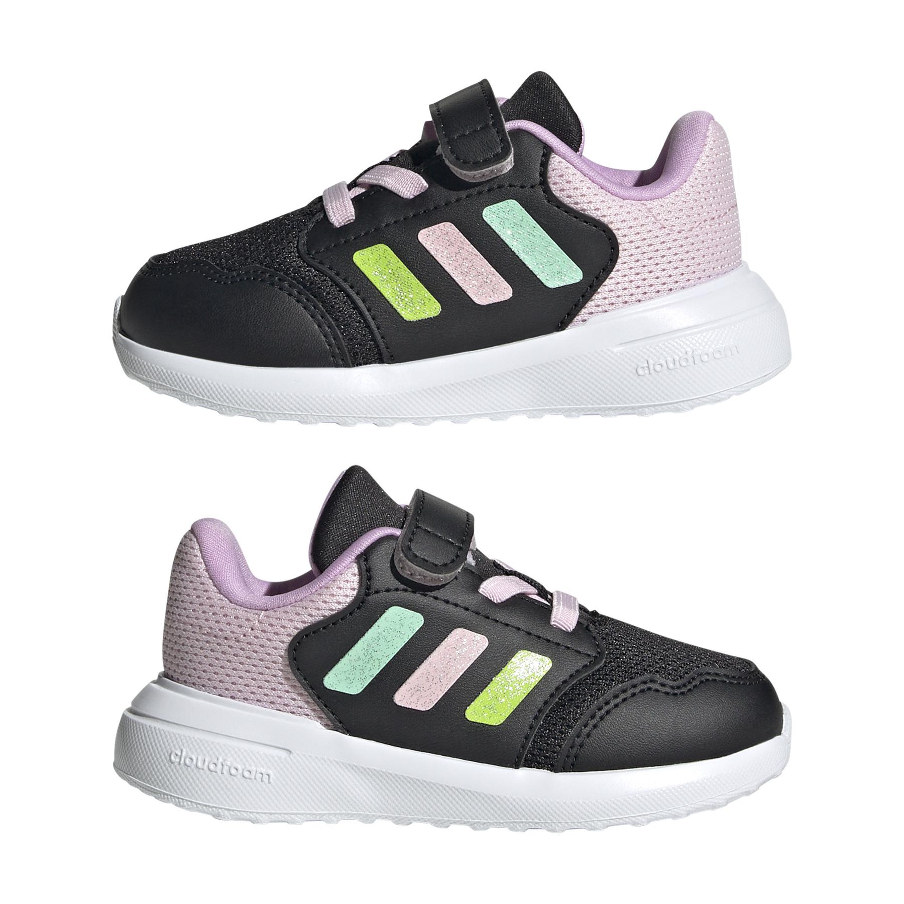 product/a/d/adidas_ih1047_10_footwear_photography_mirrored_pair_view_white-nw091625.jpg