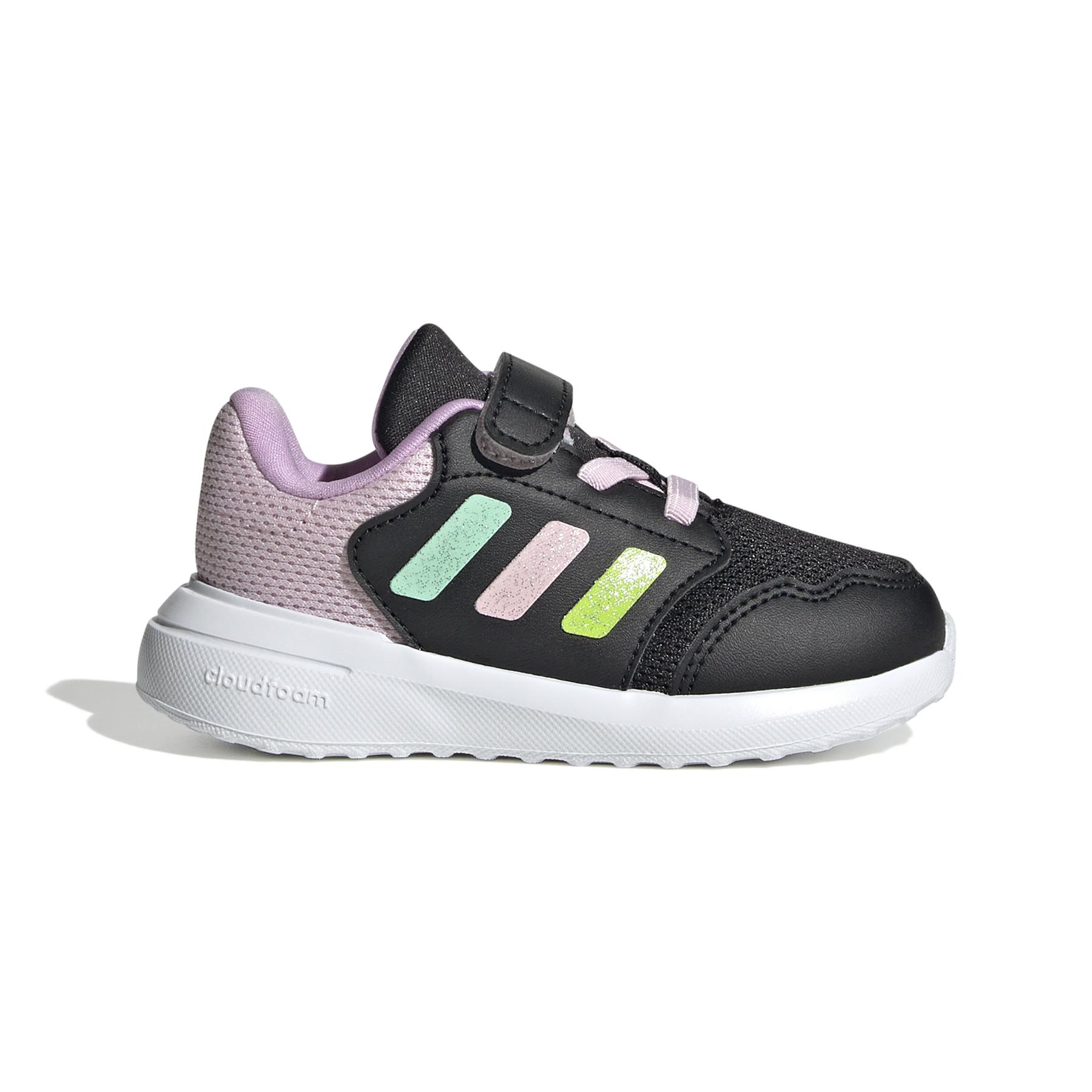 product/a/d/adidas_ih1047_1_footwear_photography_side_lateral_center_view_white-nw091625.jpg
