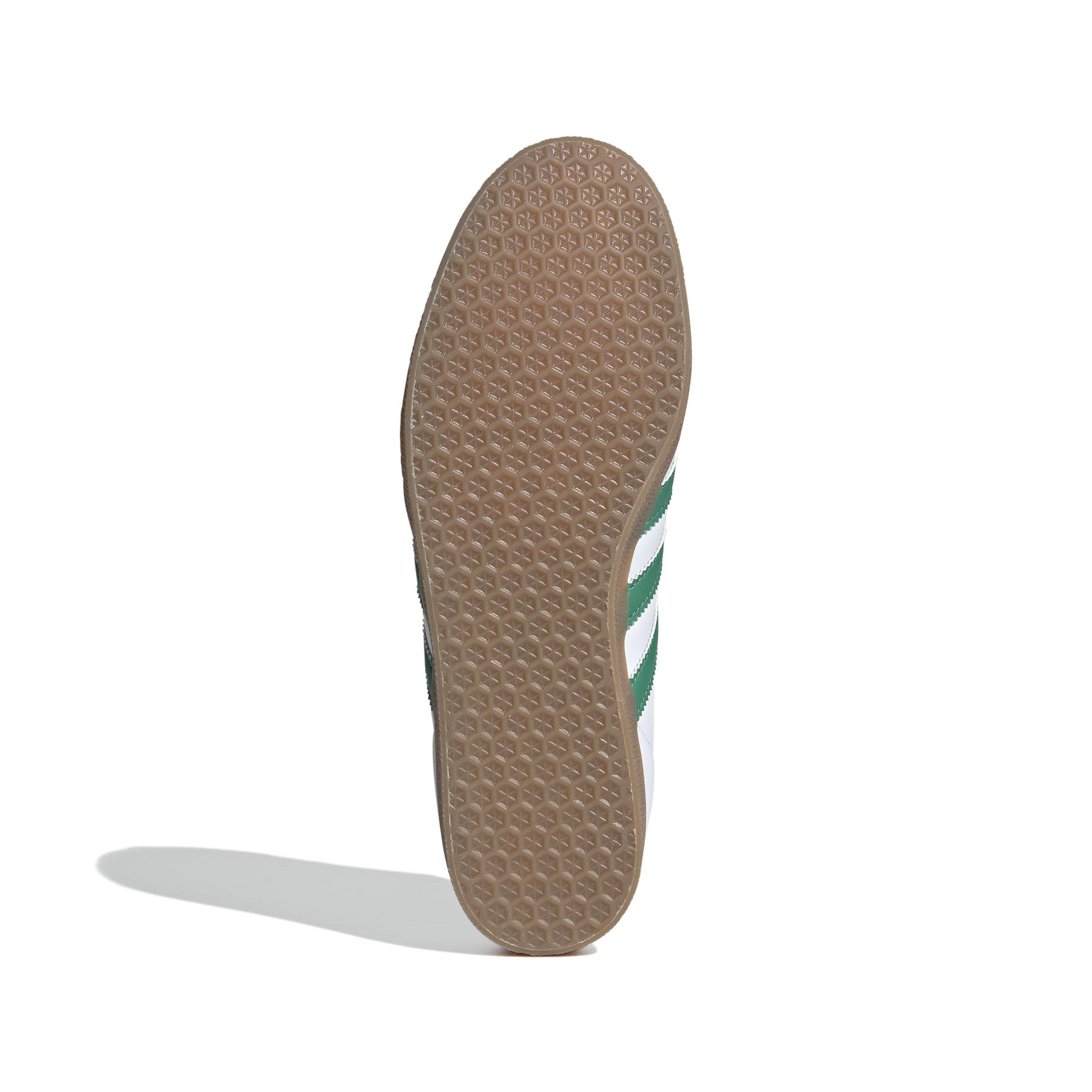 product/a/d/adidas_ih2216_4_footwear_photography_bottom_view_white.jpg