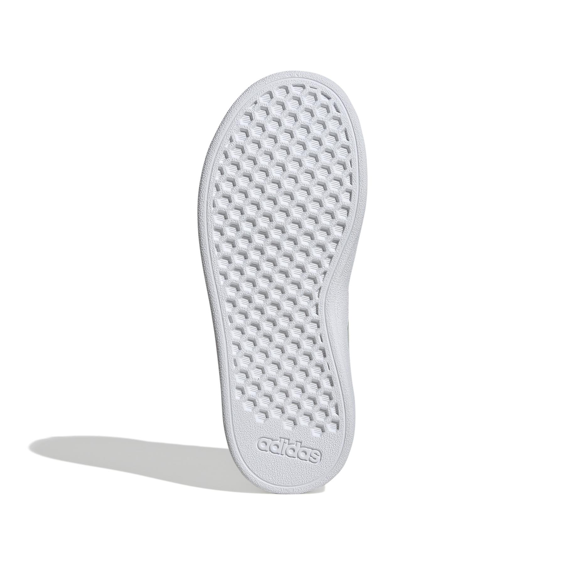 product/a/d/adidas_ih4886_4_footwear_photography_bottom_view_white.jpg