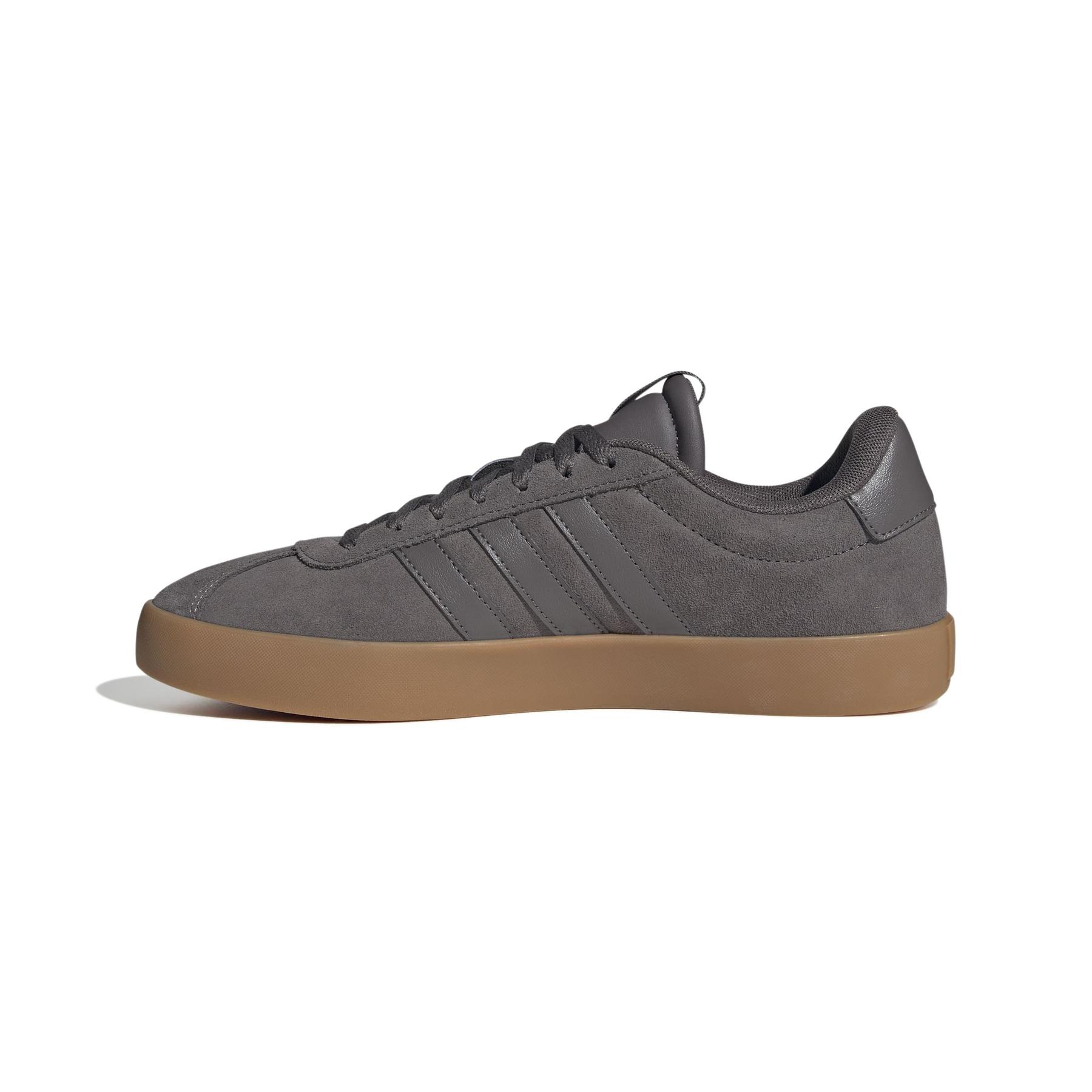 product/a/d/adidas_ih8910_5_footwear_photography_side_medial_center_view_white-nw091625.jpg