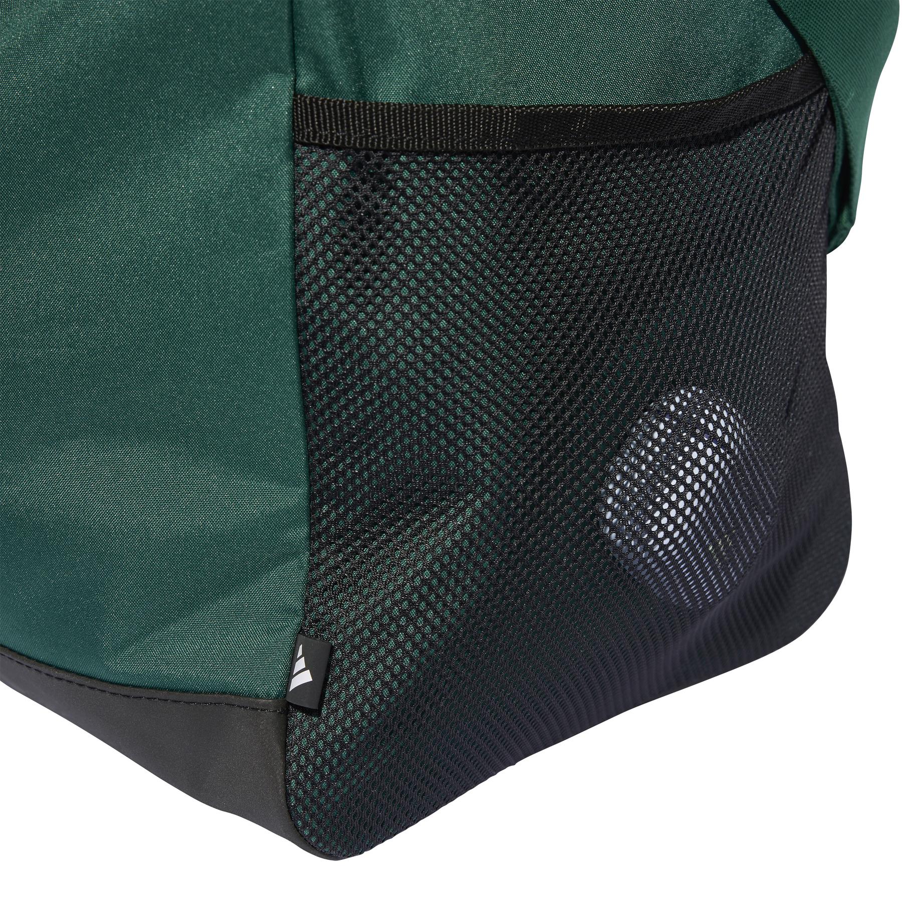 product/a/d/adidas_in6117_cgreen-black_2.jpg