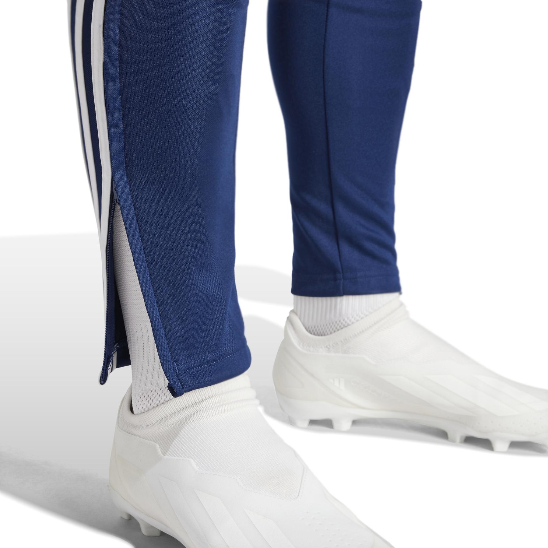 product/a/d/adidas_ir9344_8_apparel_on_model_detail_view_1_white.jpg