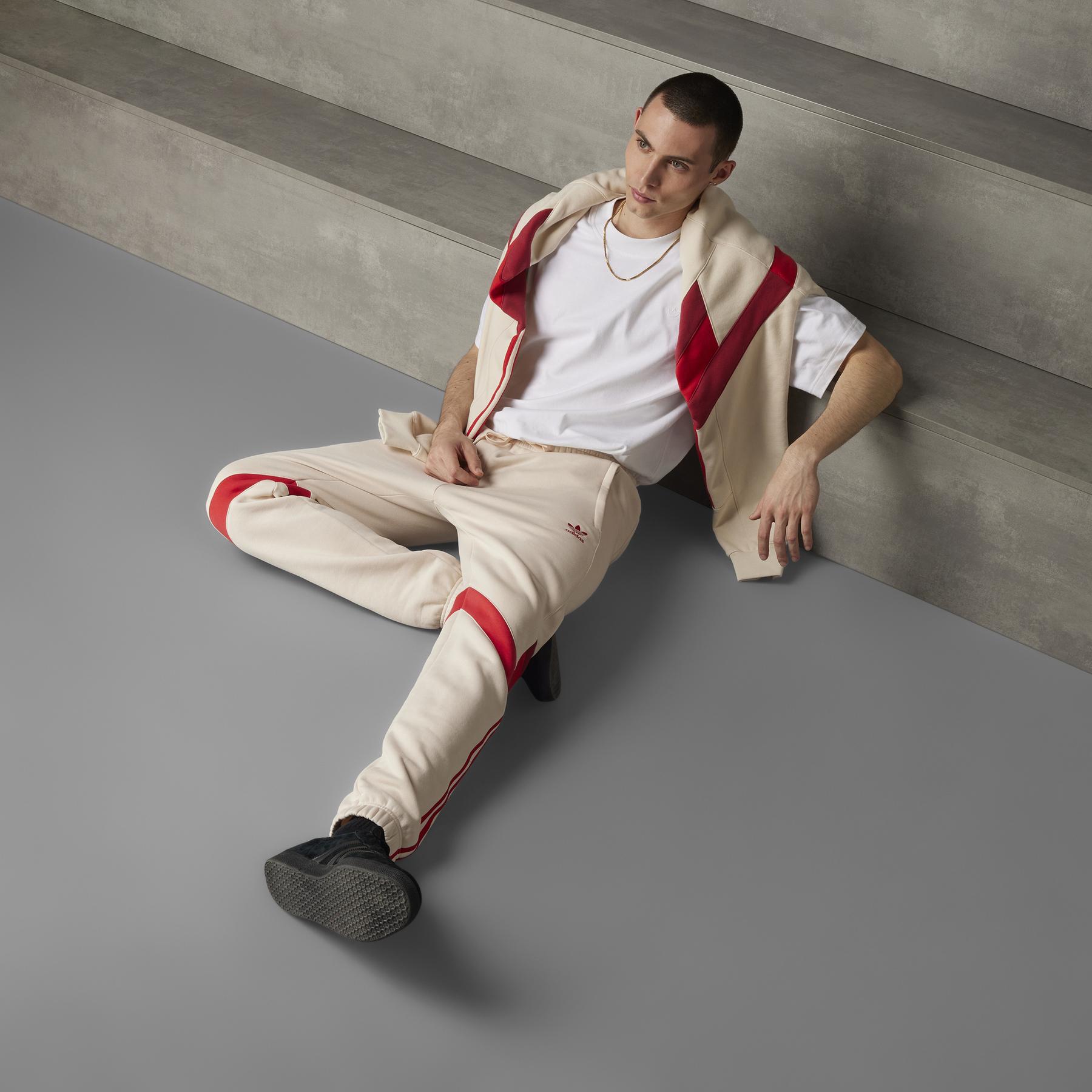 product/a/d/adidas_is6510_linen_16.jpg