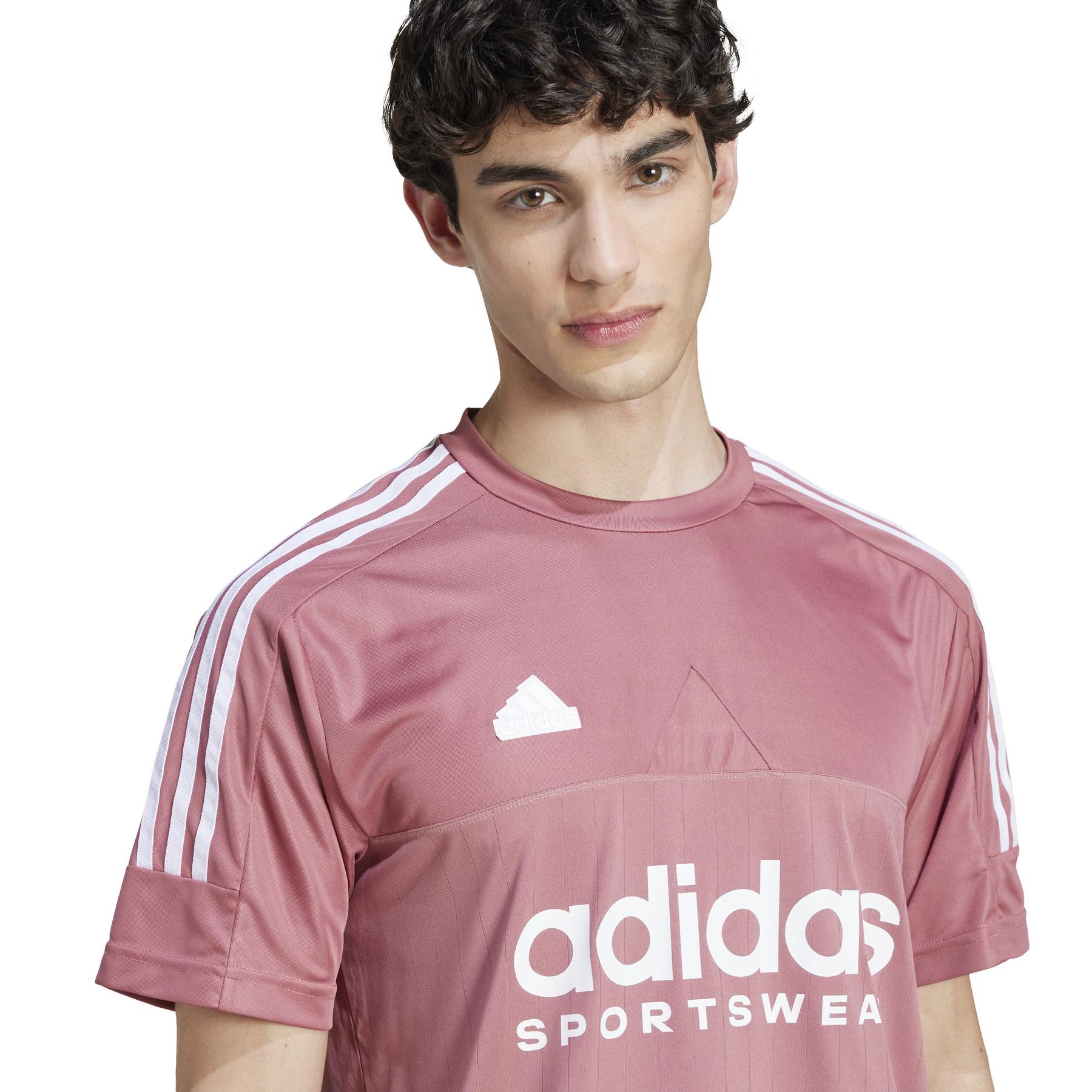 product/a/d/adidas_iw5957_6_apparel_on_model_detail_view_2_white.jpg