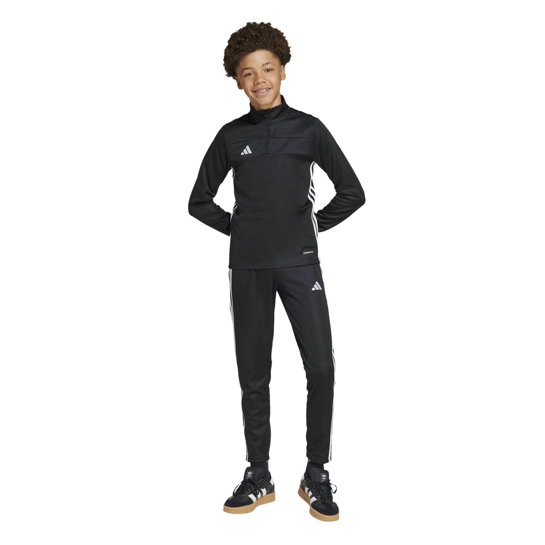 product/a/d/adidas_jd0573_black-white_5.jpg