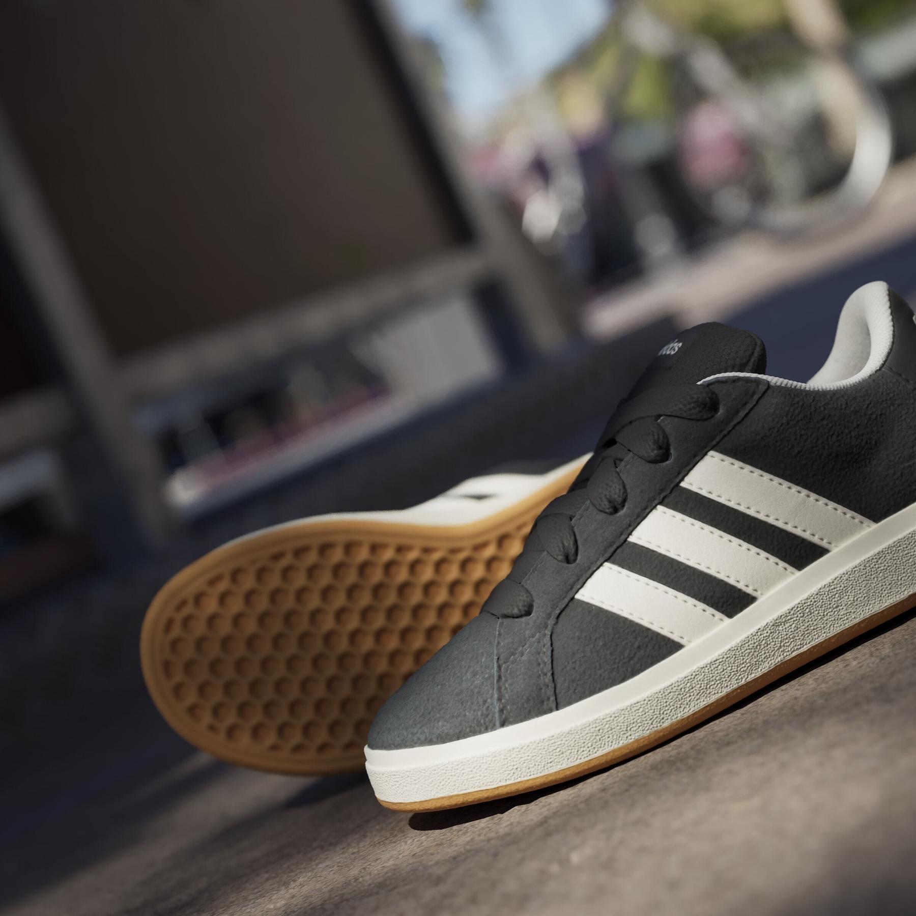 product/a/d/adidas_jh6178_22_footwear_photography_heromrktng_view_10-nw091625.jpg