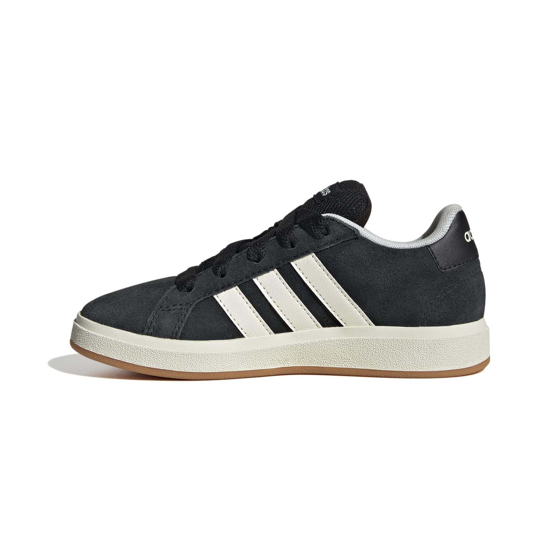 product/a/d/adidas_jh6178_5_footwear_photography_side_medial_center_view_white-nw091625.jpg