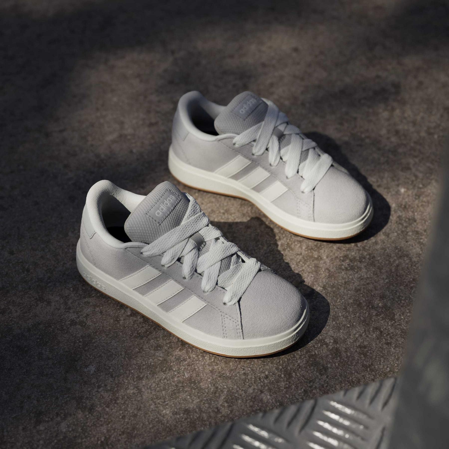 product/a/d/adidas_jh6179_18_footwear_photography_heromrktng_view_5-nw091625.jpg