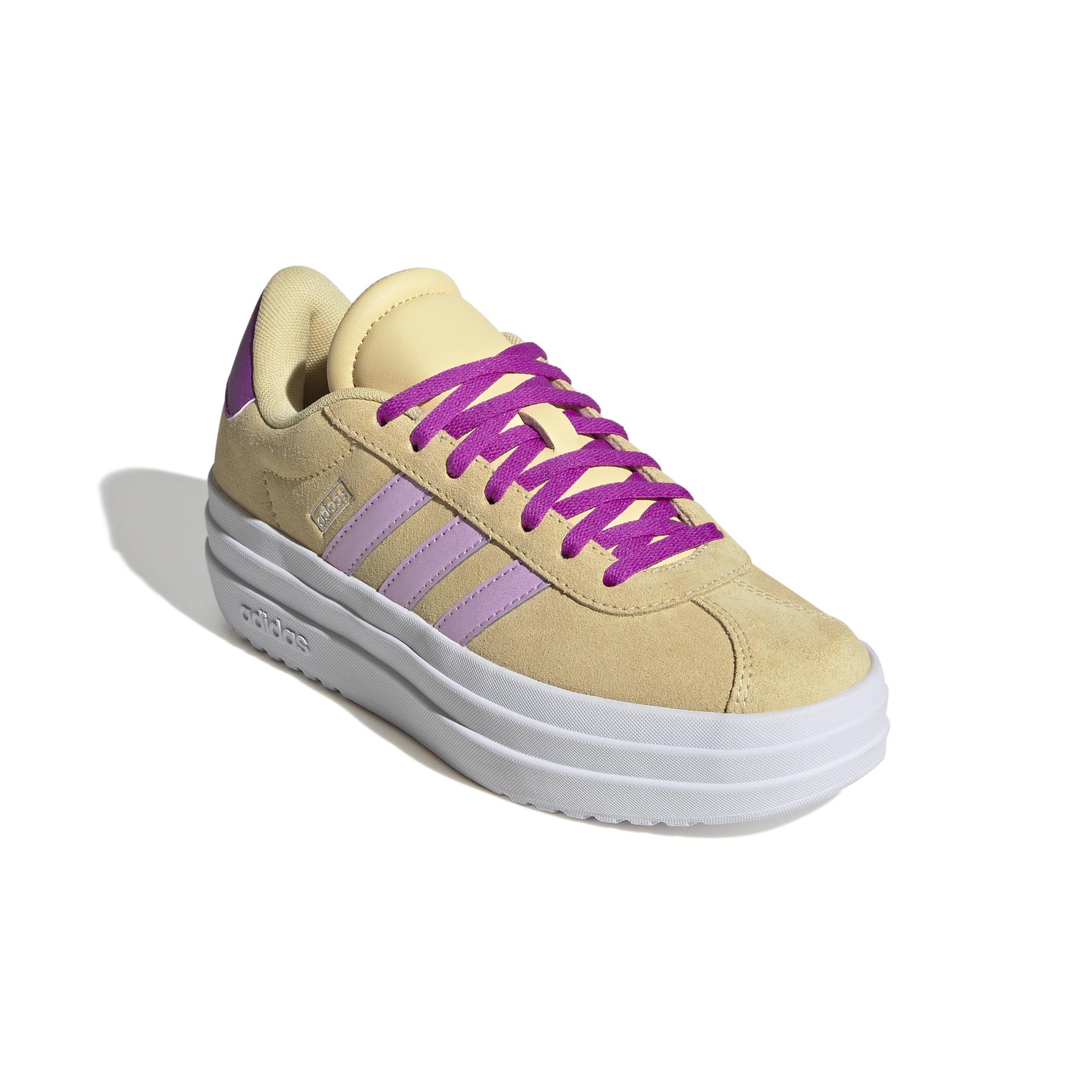product/a/d/adidas_ji1019_6_footwear_photography_front_lateral_top_view_white-nw091625.jpg
