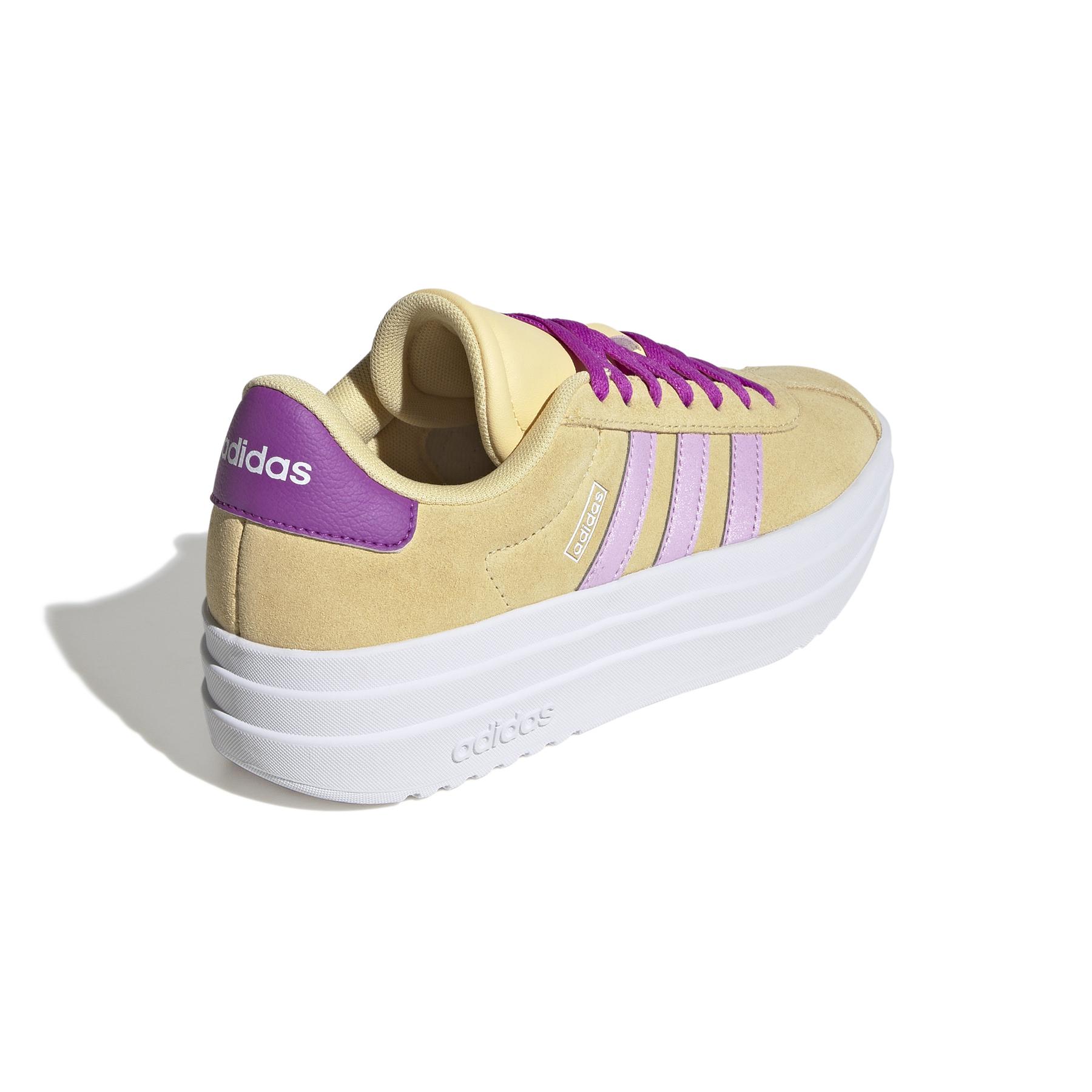product/a/d/adidas_ji1019_7_footwear_photography_back_lateral_top_view_white-nw091625.jpg