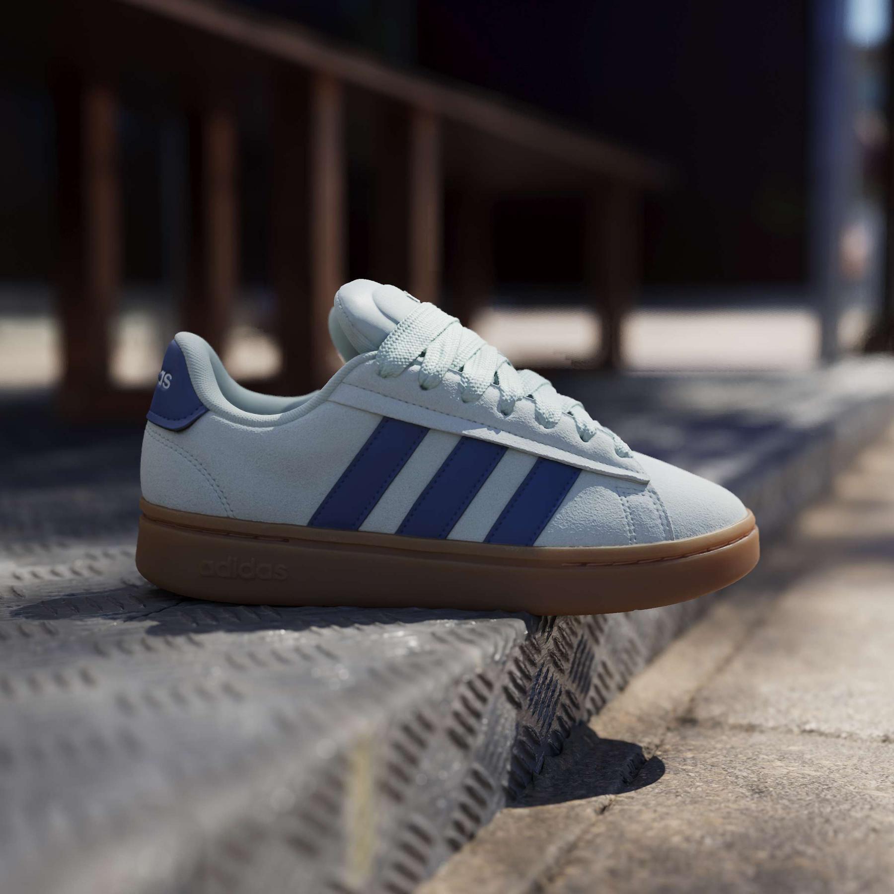 product/a/d/adidas_ji1718_15_footwear_photography_heromrktng_view_3-nw091625.jpg