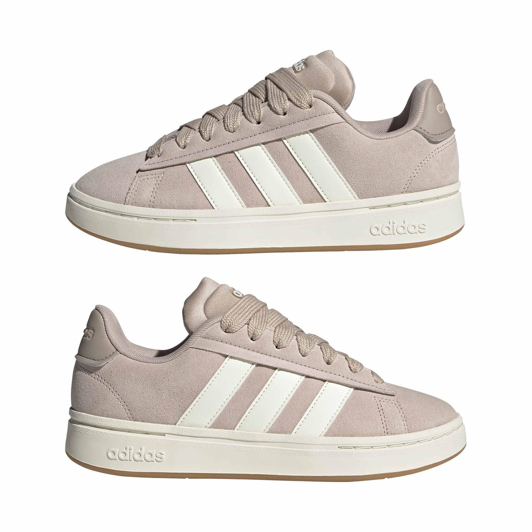 product/a/d/adidas_ji1719_10_footwear_photography_mirrored_pair_view_white-nw091625.jpg