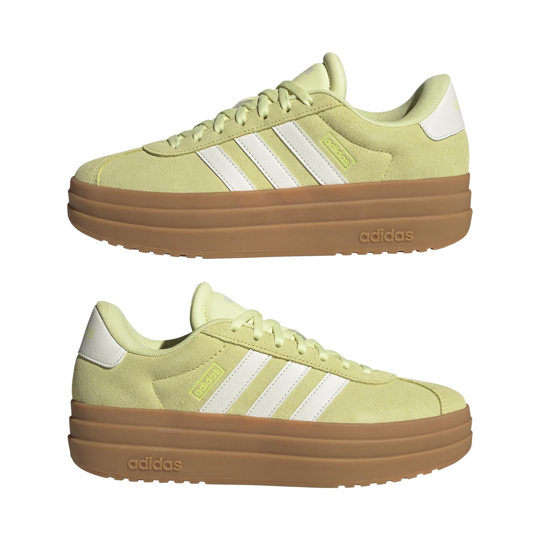 product/a/d/adidas_ji1784_10_footwear_photography_mirrored_pair_view_white-nw091625.jpg