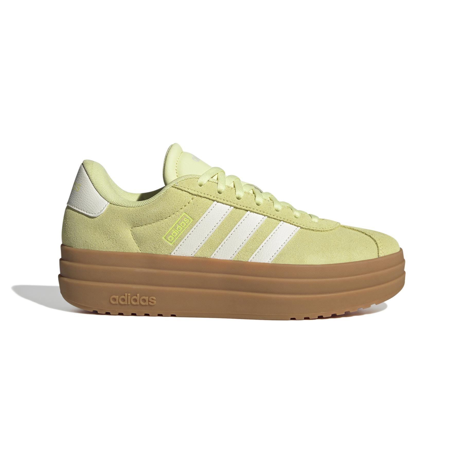 product/a/d/adidas_ji1784_1_footwear_photography_side_lateral_center_view_white-nw091625.jpg