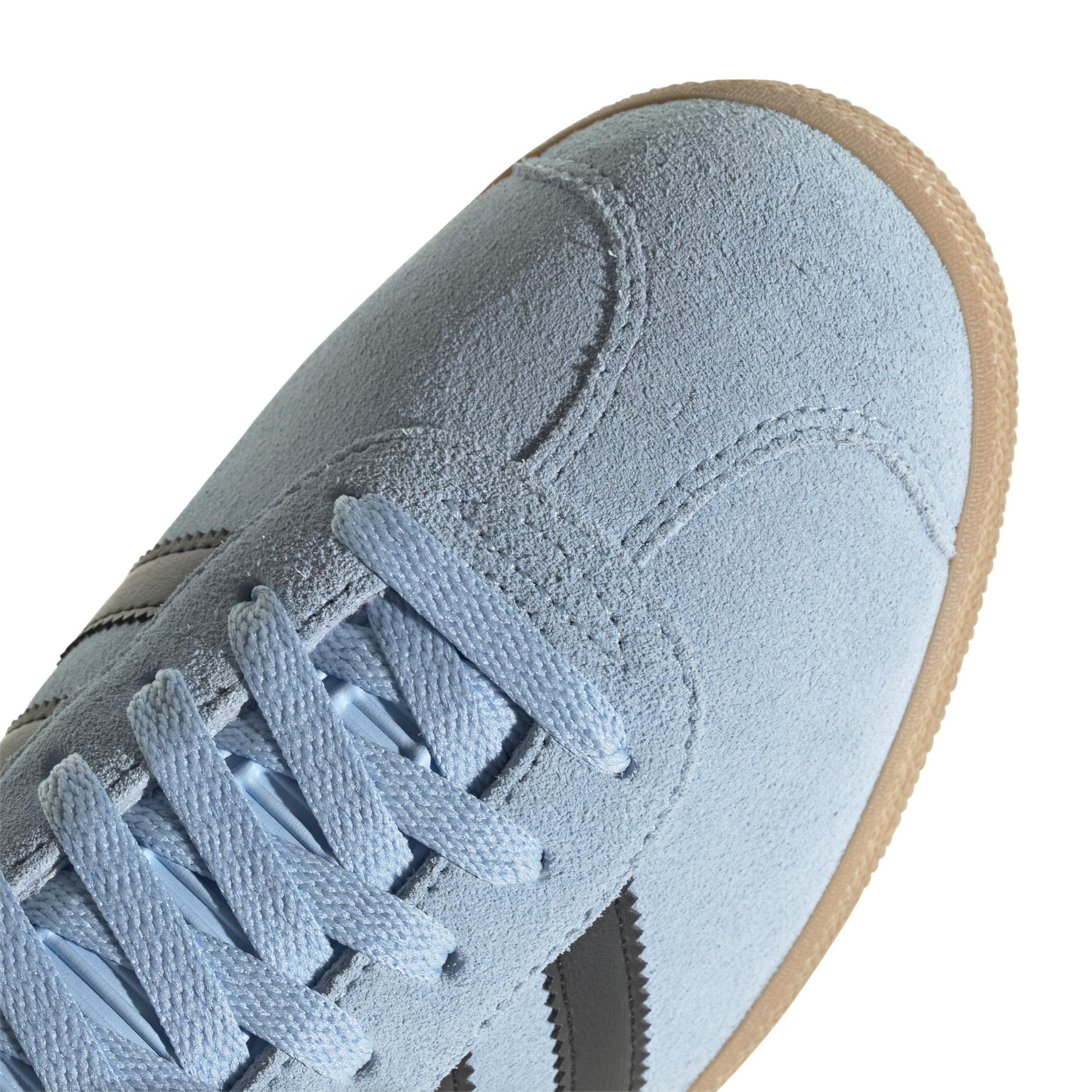 product/a/d/adidas_ji2076_9_footwear_photography_detail_view_2_white.jpg