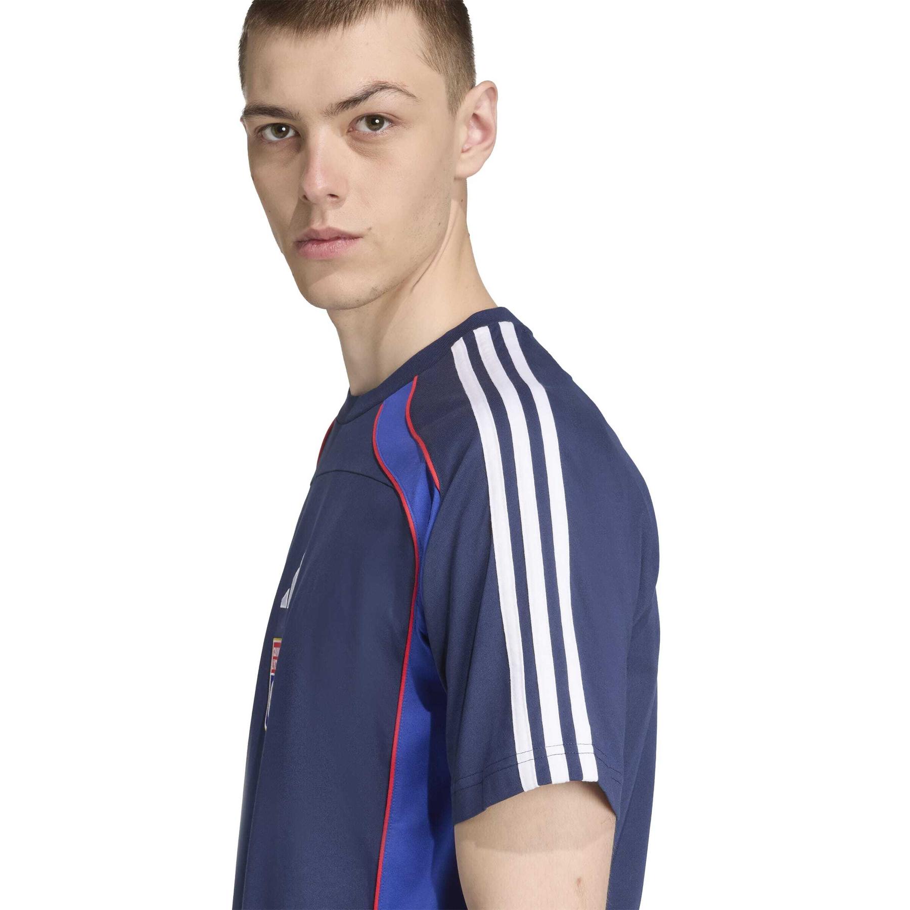 product/a/d/adidas_jl8063_6_apparel_on_model_detail_view_2_white.jpg