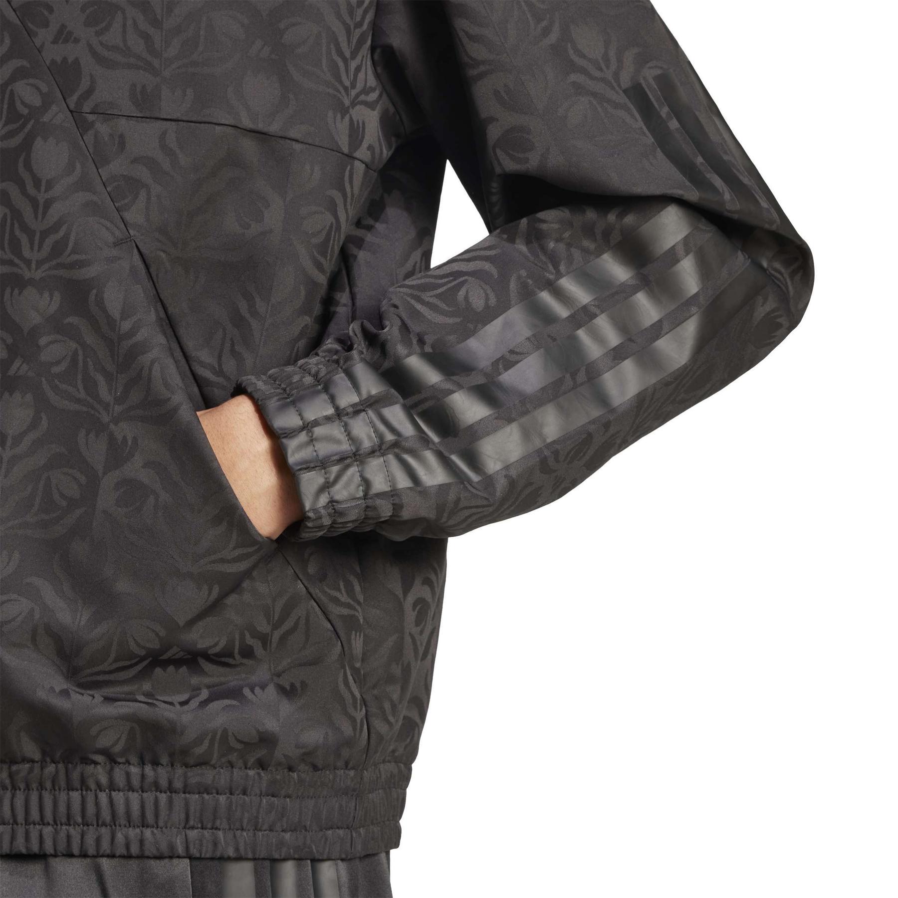 product/a/d/adidas_jm1754_6_apparel_on_model_detail_view_2_white.jpg