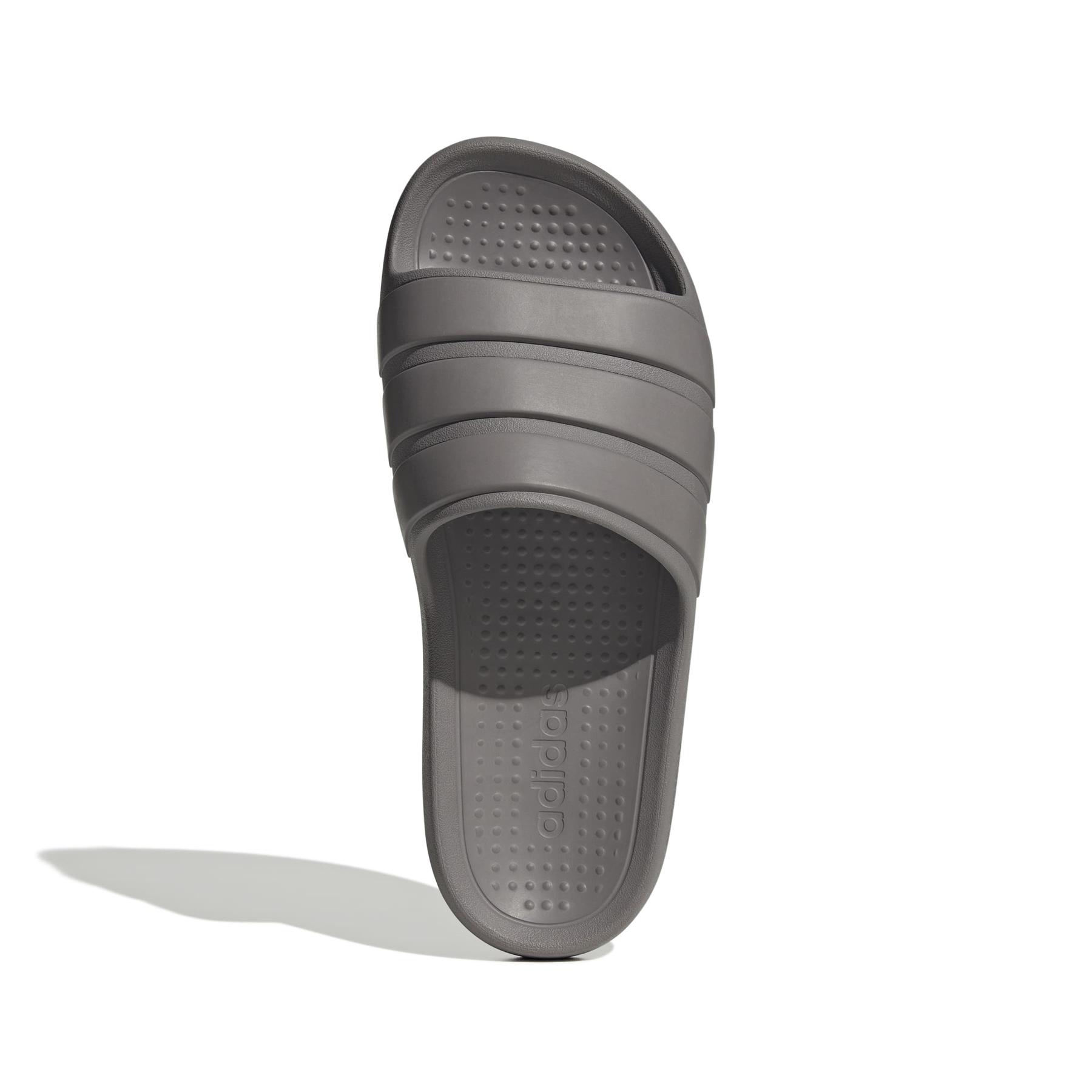 product/a/d/adidas_jp5680_3_footwear_photography_top_portrait_view_white-nw091625.jpg