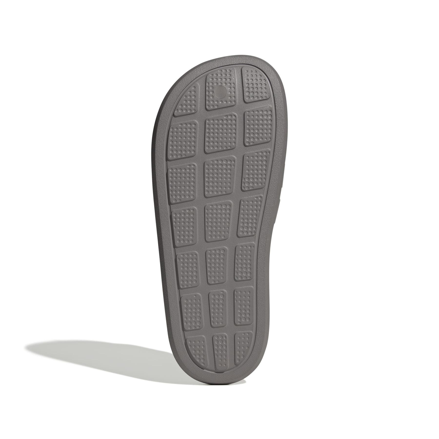 product/a/d/adidas_jp5680_4_footwear_photography_bottom_view_white-nw091625.jpg