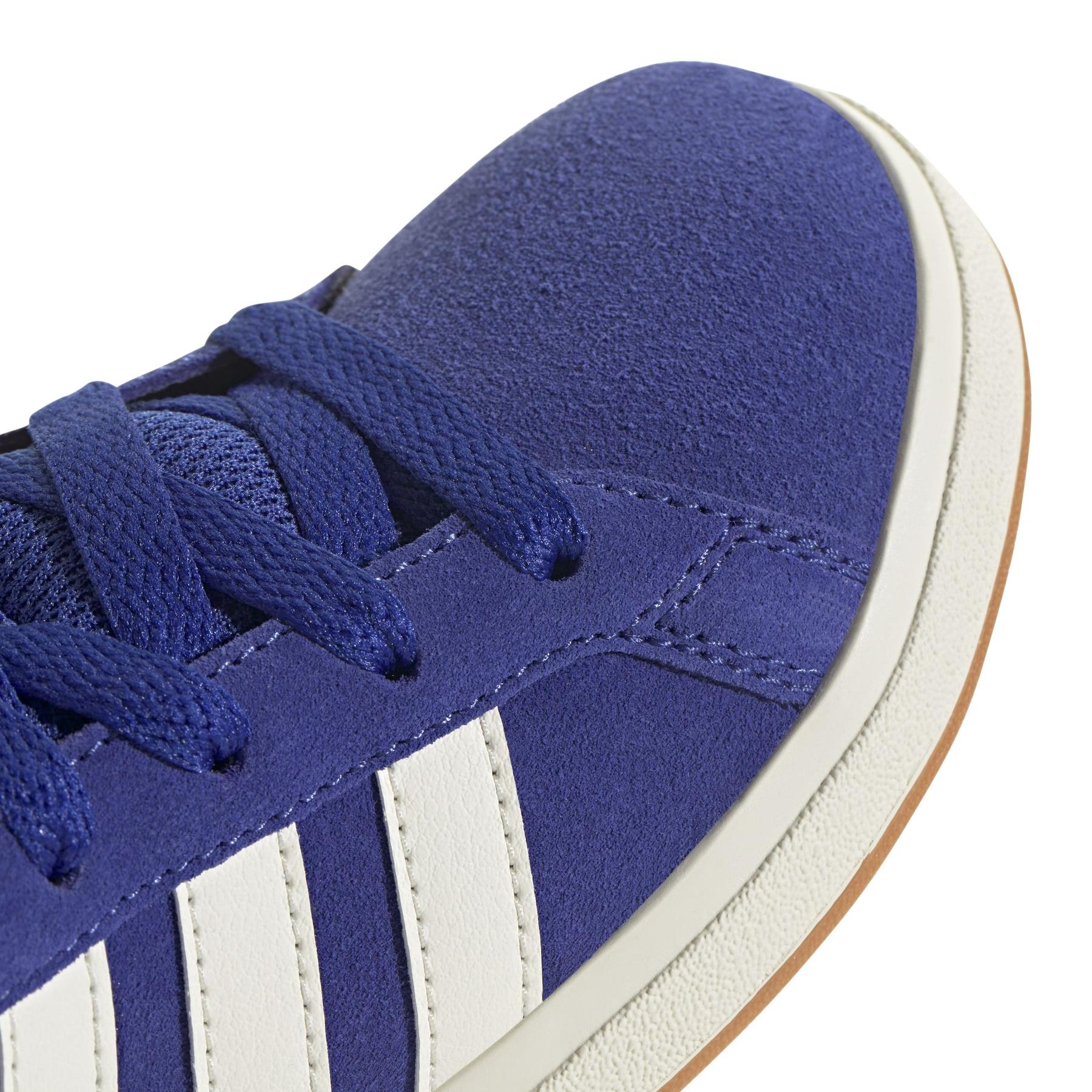 product/a/d/adidas_jp5894_9_footwear_photography_detail_view_2_white-nw091625.jpg