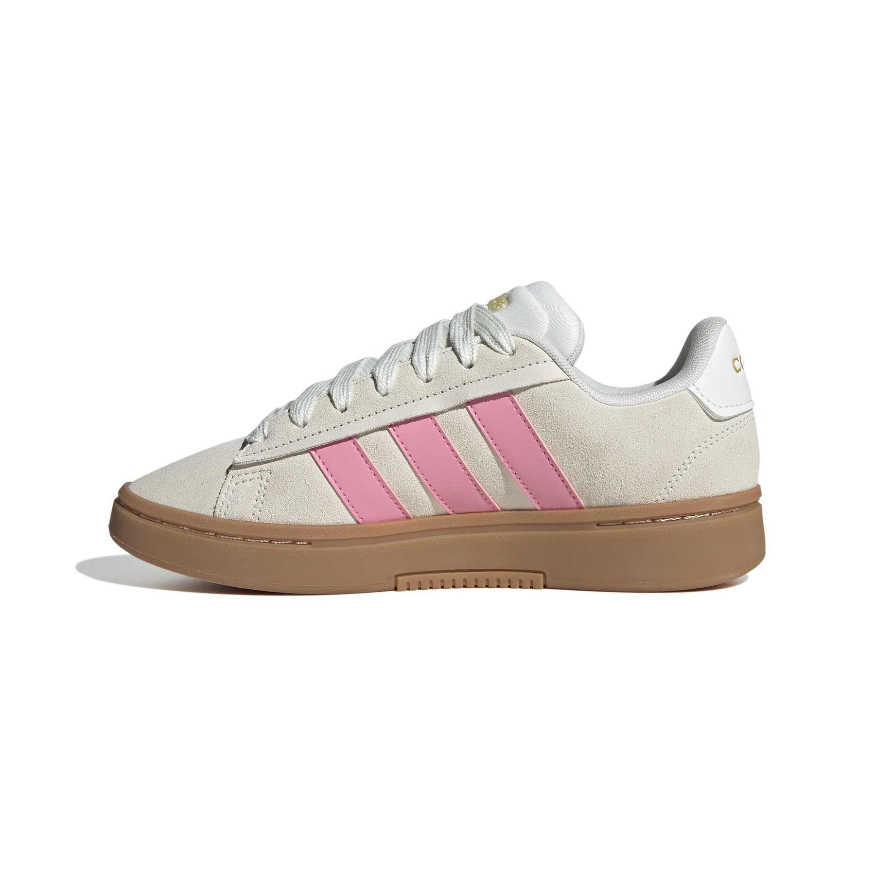 product/a/d/adidas_jq2999_5_footwear_photography_side_medial_center_view_white-nw091625.jpg