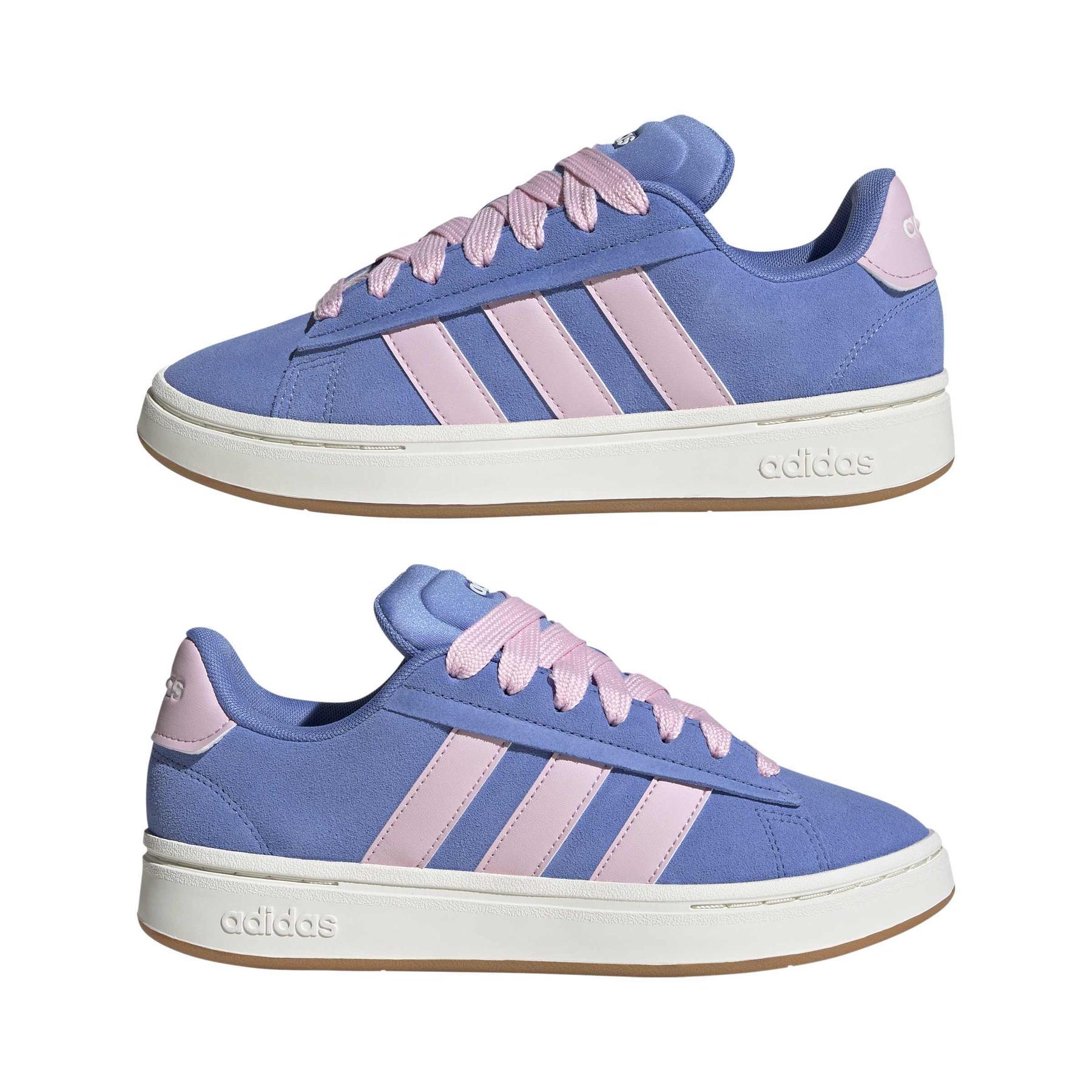 product/a/d/adidas_jq3002_10_footwear_photography_mirrored_pair_view_white-nw091625.jpg