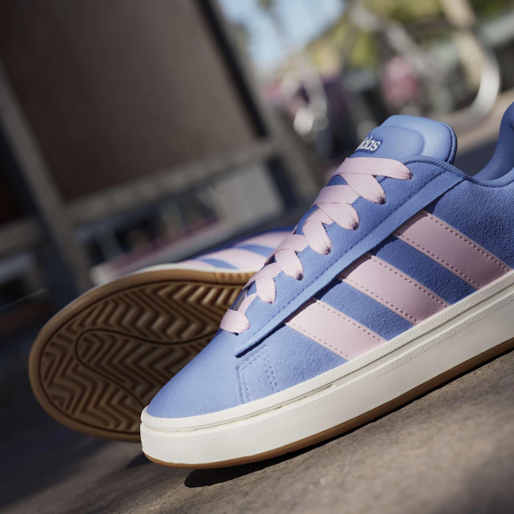 product/a/d/adidas_jq3002_22_footwear_photography_heromrktng_view_10-nw091625.jpg