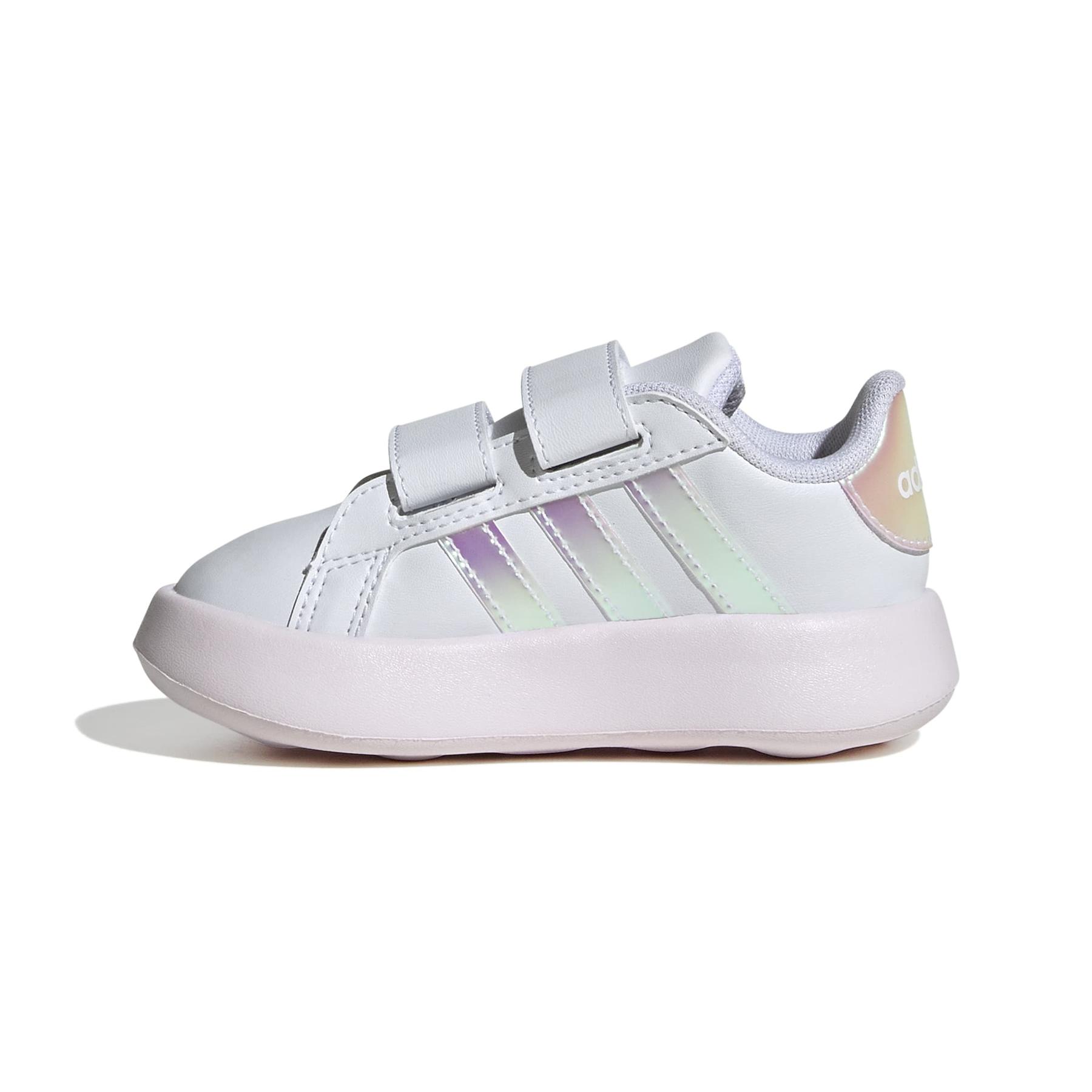 product/a/d/adidas_jq5657_5_footwear_photography_side_medial_center_view_white-nw091625.jpg