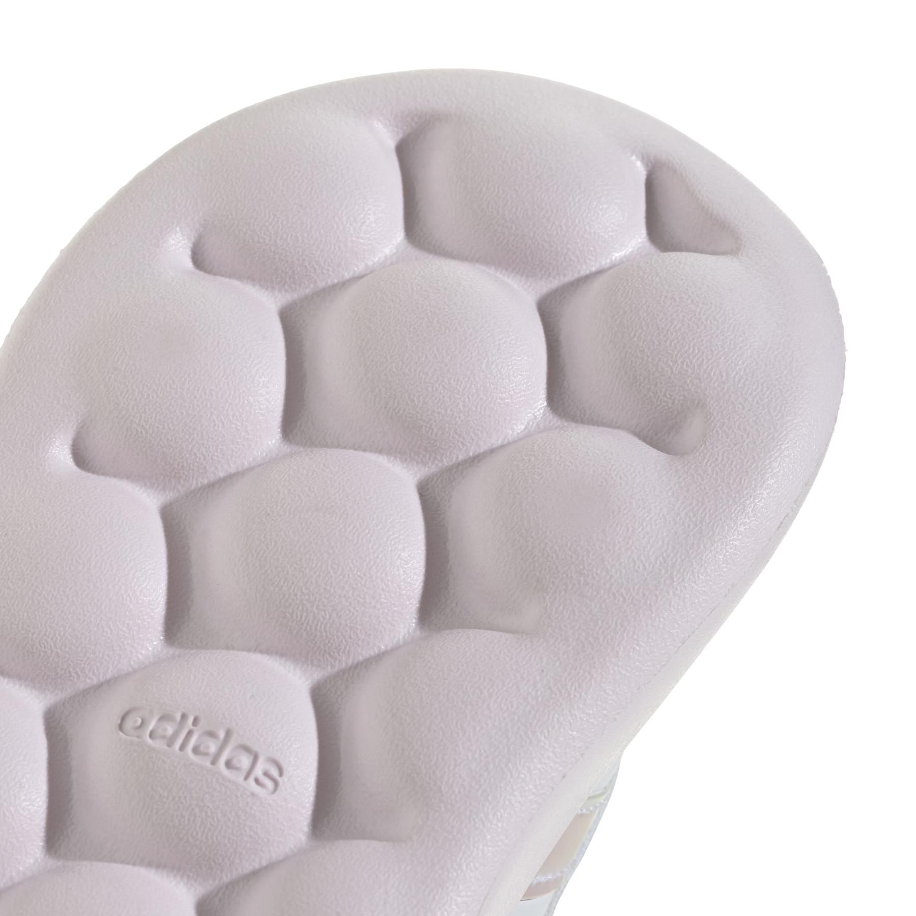 product/a/d/adidas_jq5657_8_footwear_photography_detail_view_1_white-nw091625.jpg