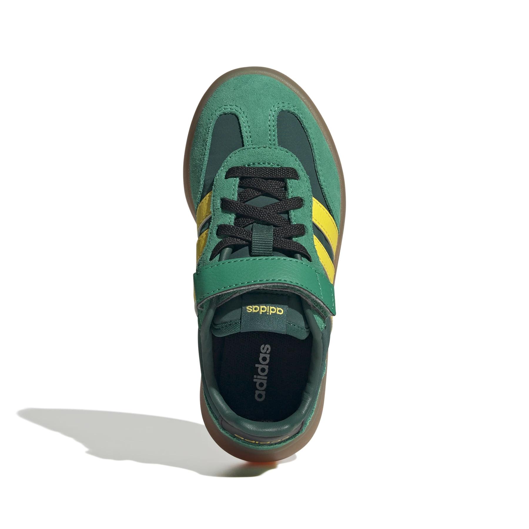 product/a/d/adidas_jq8848_3_footwear_photography_top_portrait_view_white-nw091625.jpg