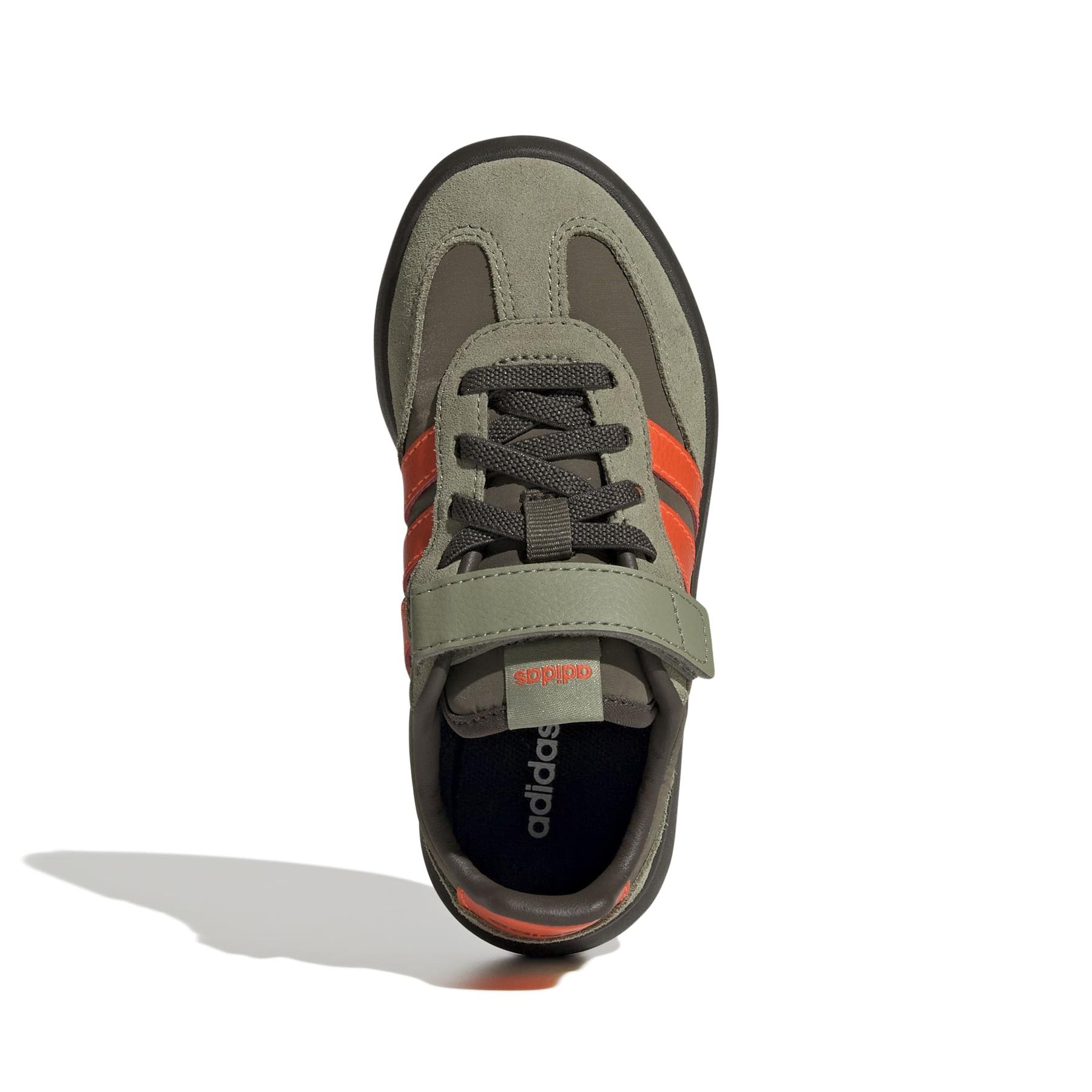 product/a/d/adidas_jq8849_3_footwear_photography_top_portrait_view_white-nw091625.jpg