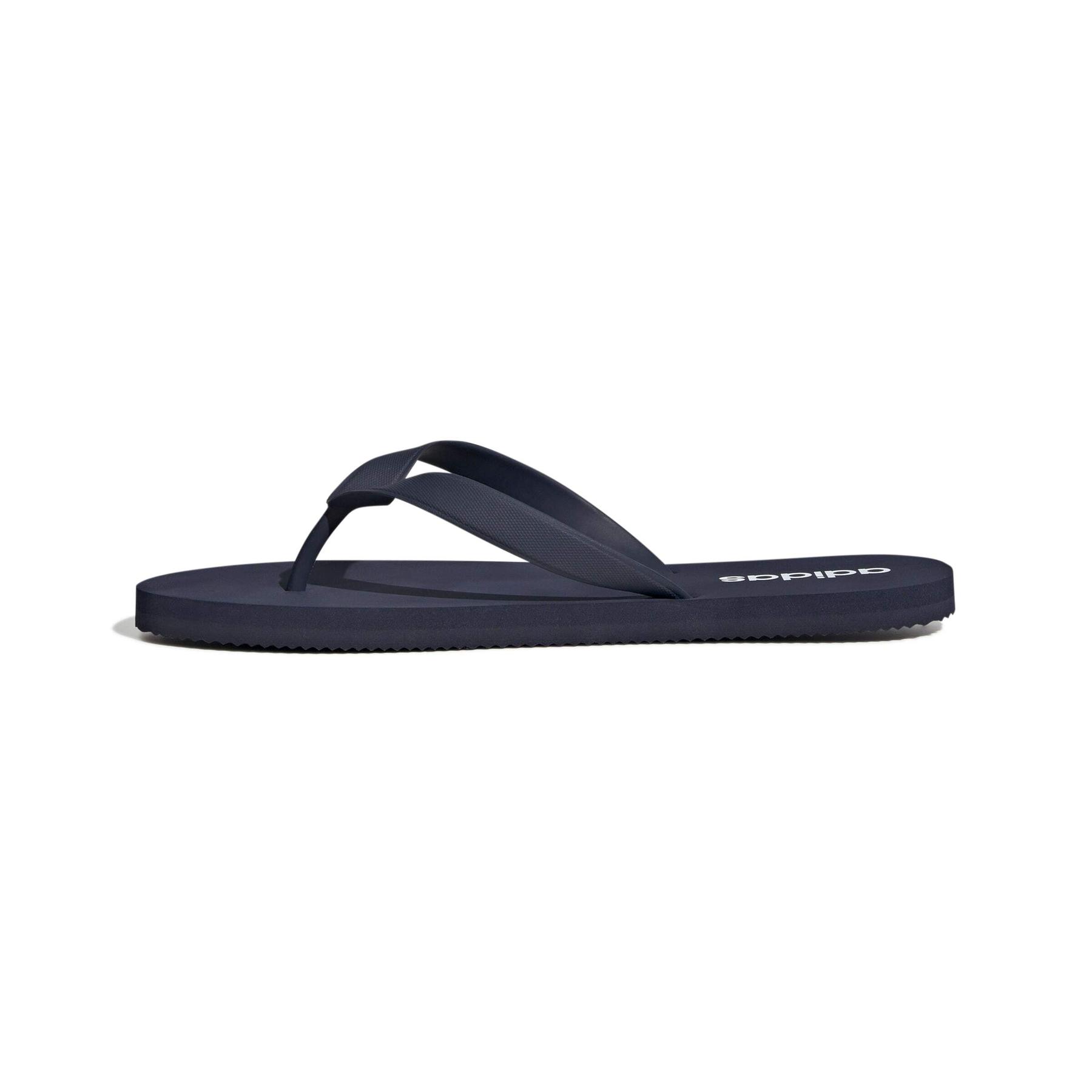 product/a/d/adidas_jr1154_5_footwear_photography_side_medial_center_view_white-nw091625.jpg