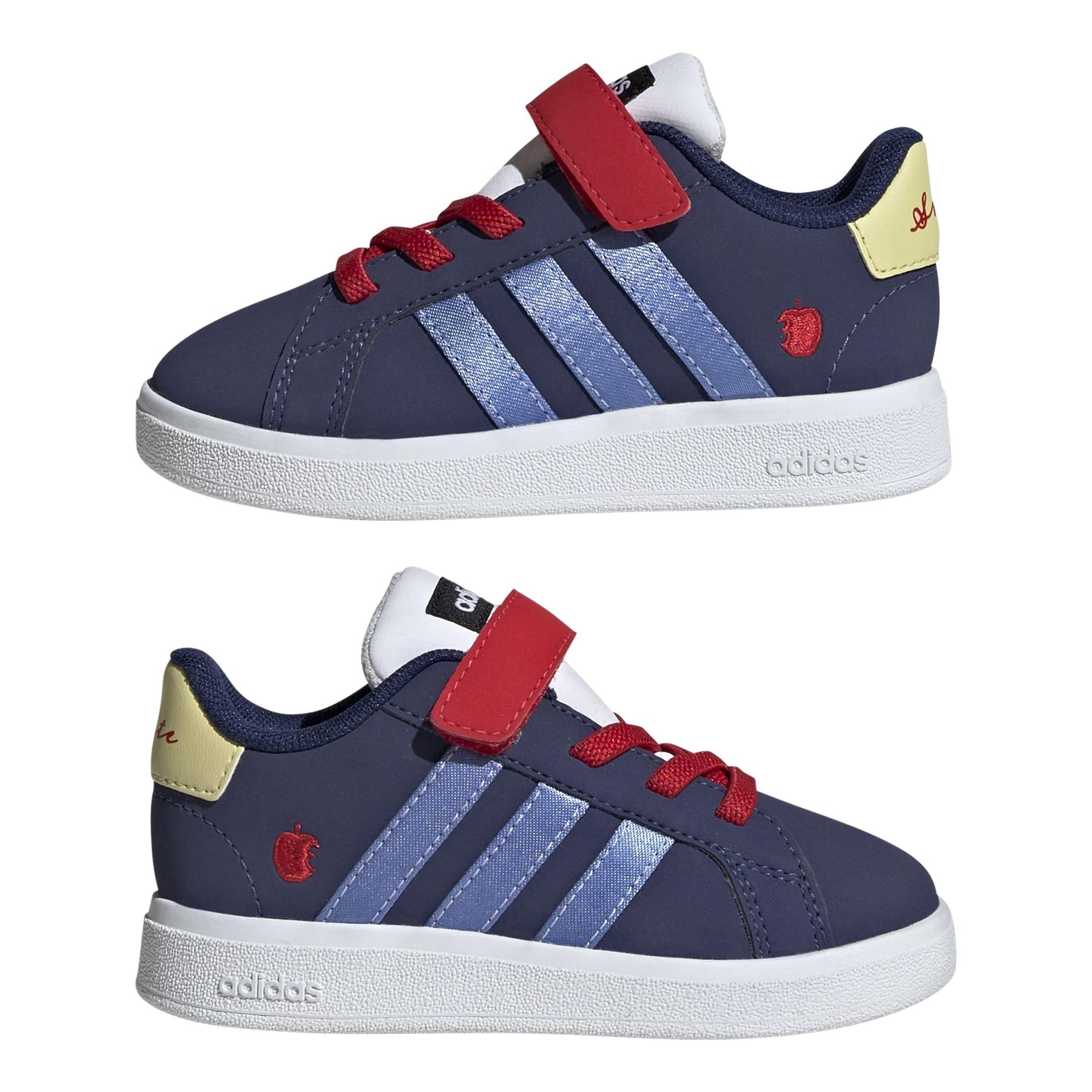 product/a/d/adidas_jr4918_11_footwear_photography_mirrored_pair_view_white-nw091725.jpg