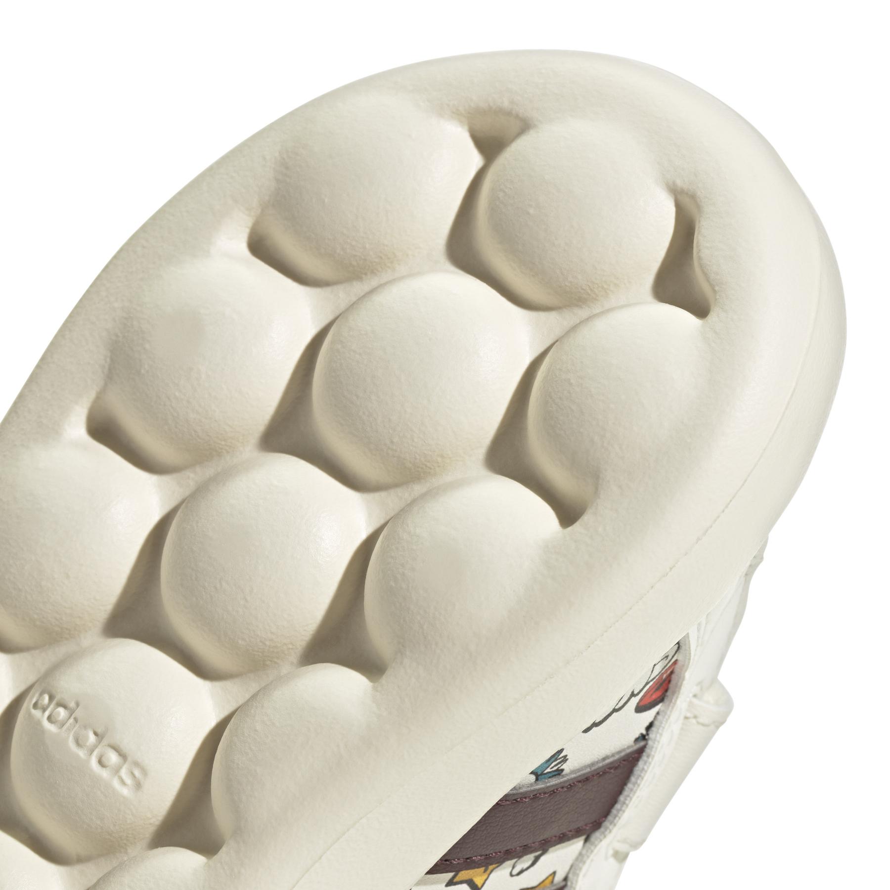 product/a/d/adidas_jr5152_8_footwear_photography_detail_view_1_white-nw091725.jpg