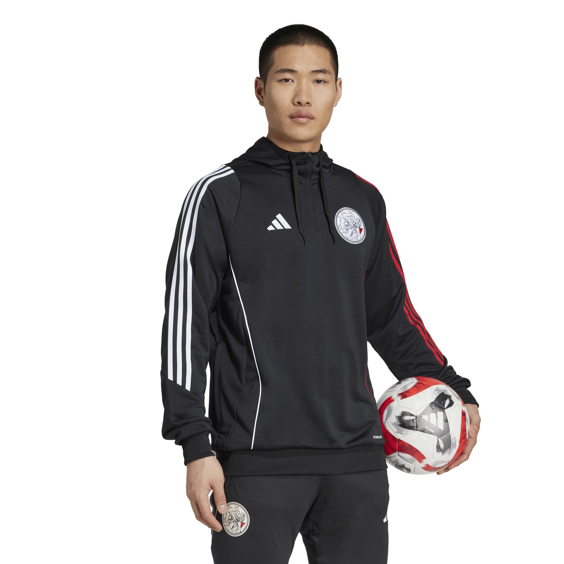 product/a/d/adidas_jz8008_black_4.jpg