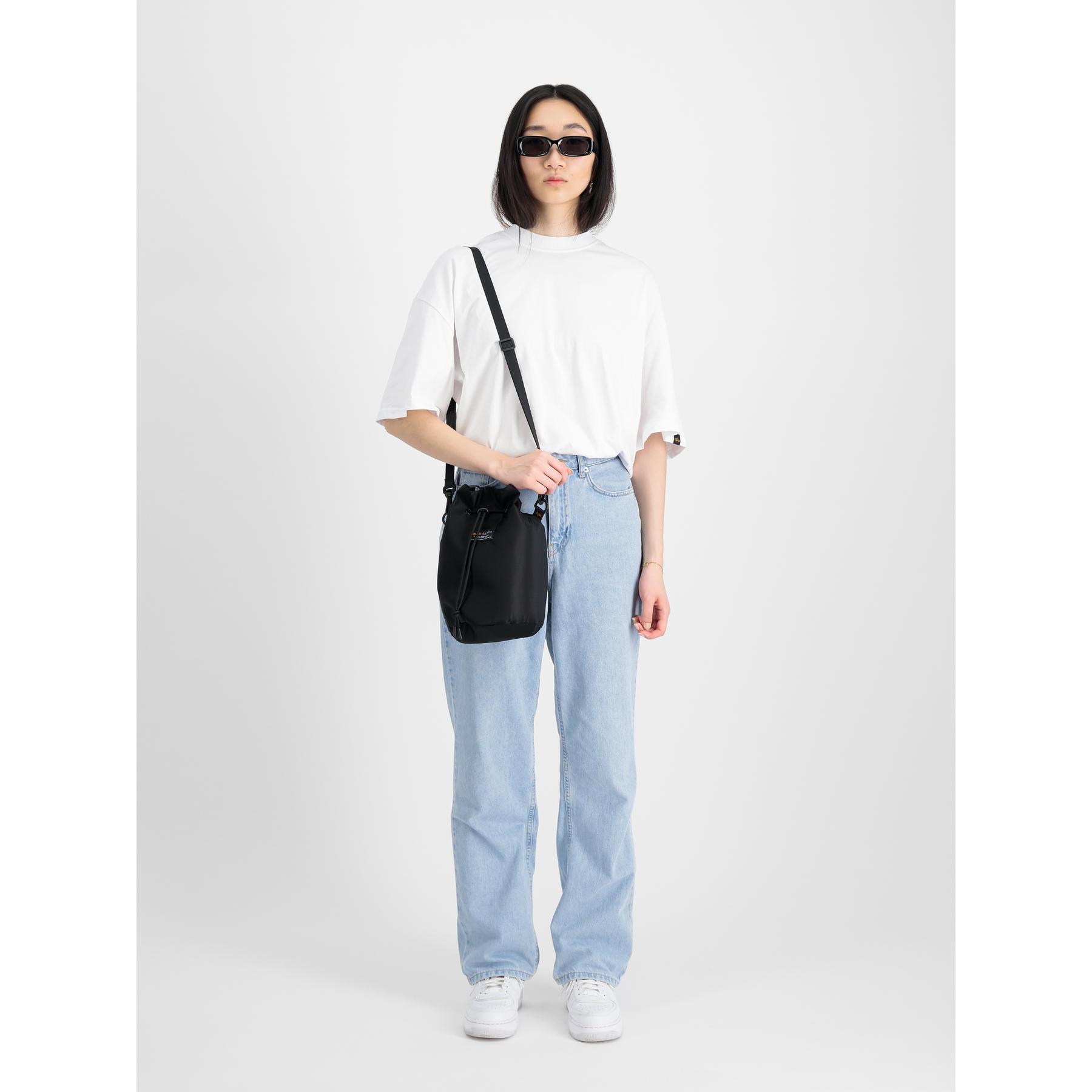 product/a/l/alpha-industries_148944-03_black_3.jpg