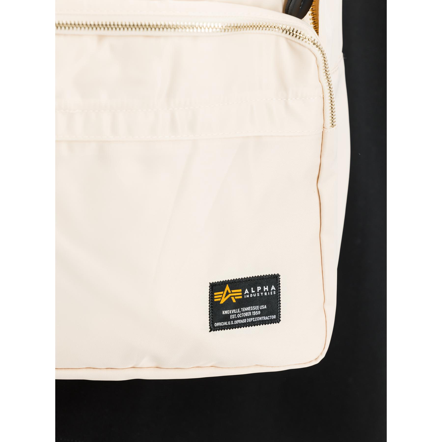 product/a/l/alpha-industries_156940-300_vintage-white_3.jpg