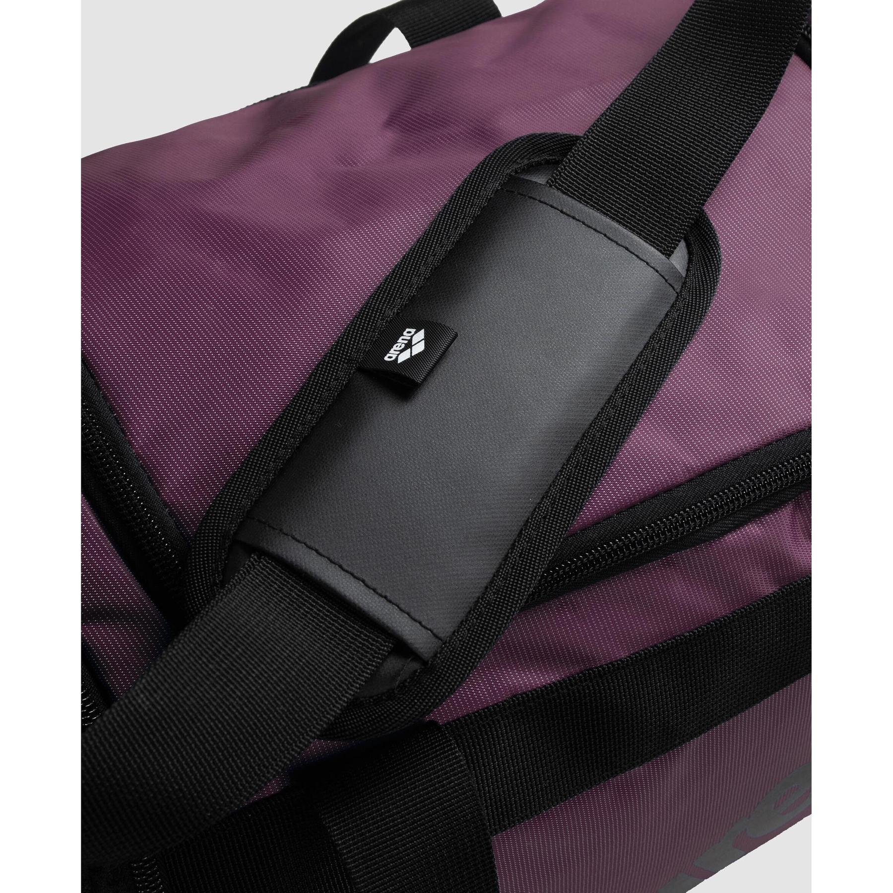 product/a/r/arena_010236-200_plum_6.jpg
