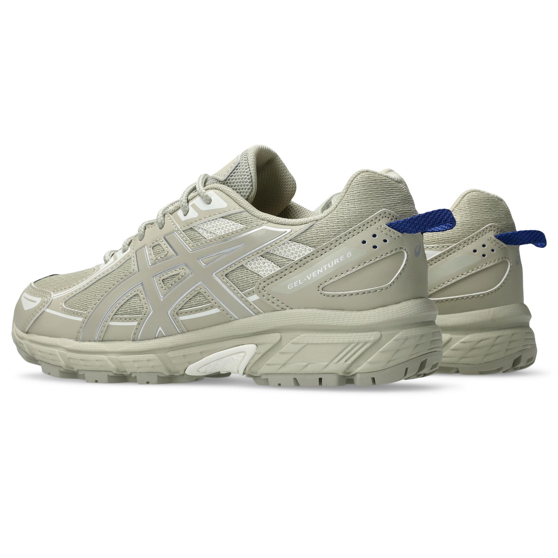 product/a/s/asics_1204a162---009_black-black_1.jpg