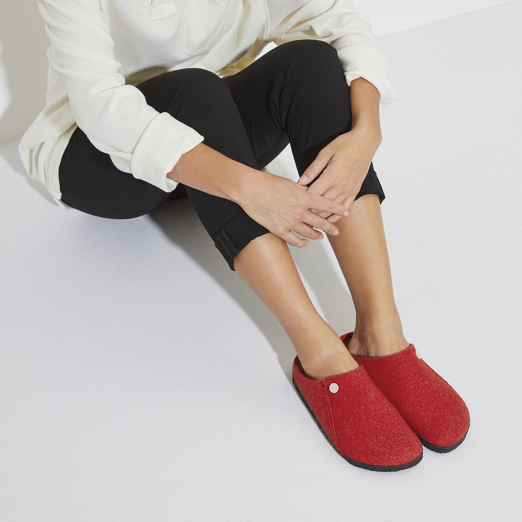 product/b/i/birkenstock_1025014-1024974_6-nw090525.jpg