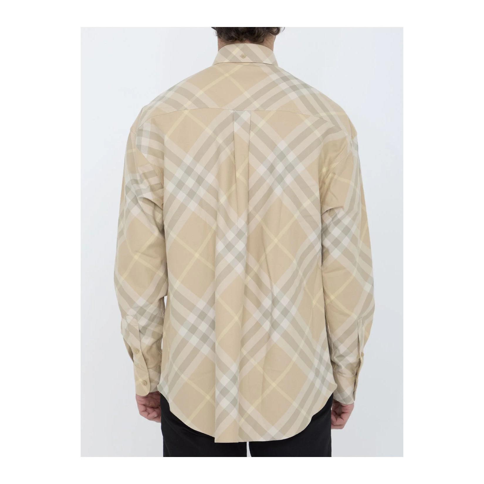 product/b/u/burberry_8082194_beige_3.jpg