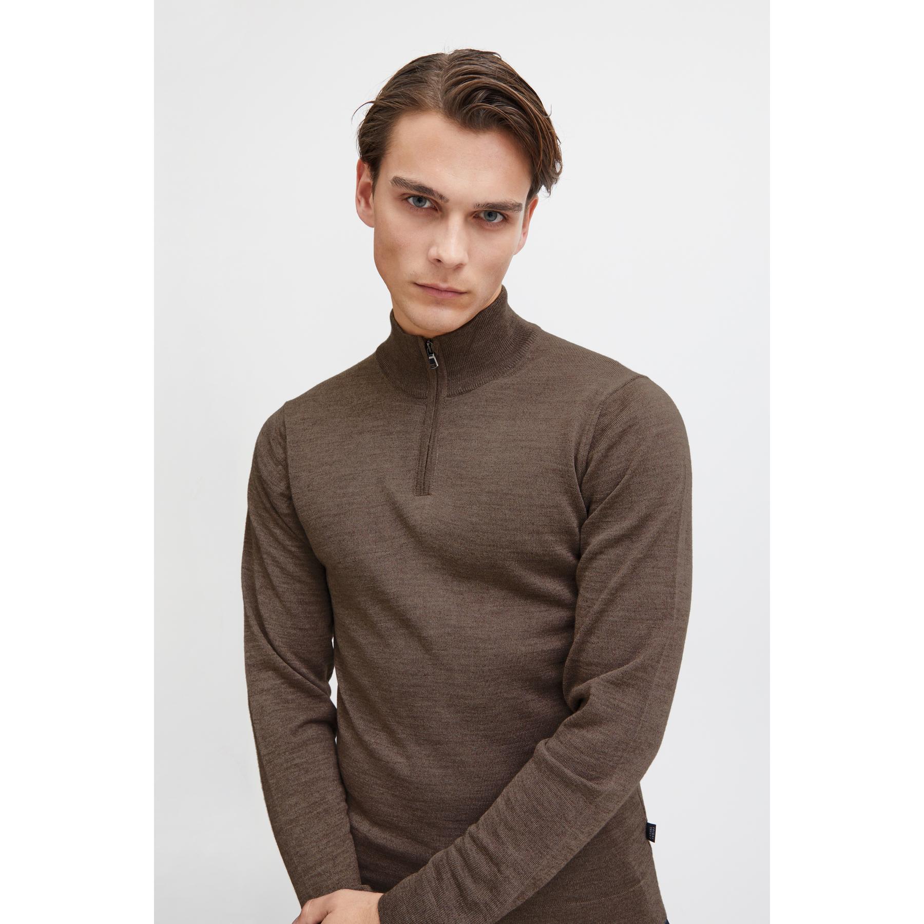 product/c/a/casual-friday_20503605-1714101_8.jpg