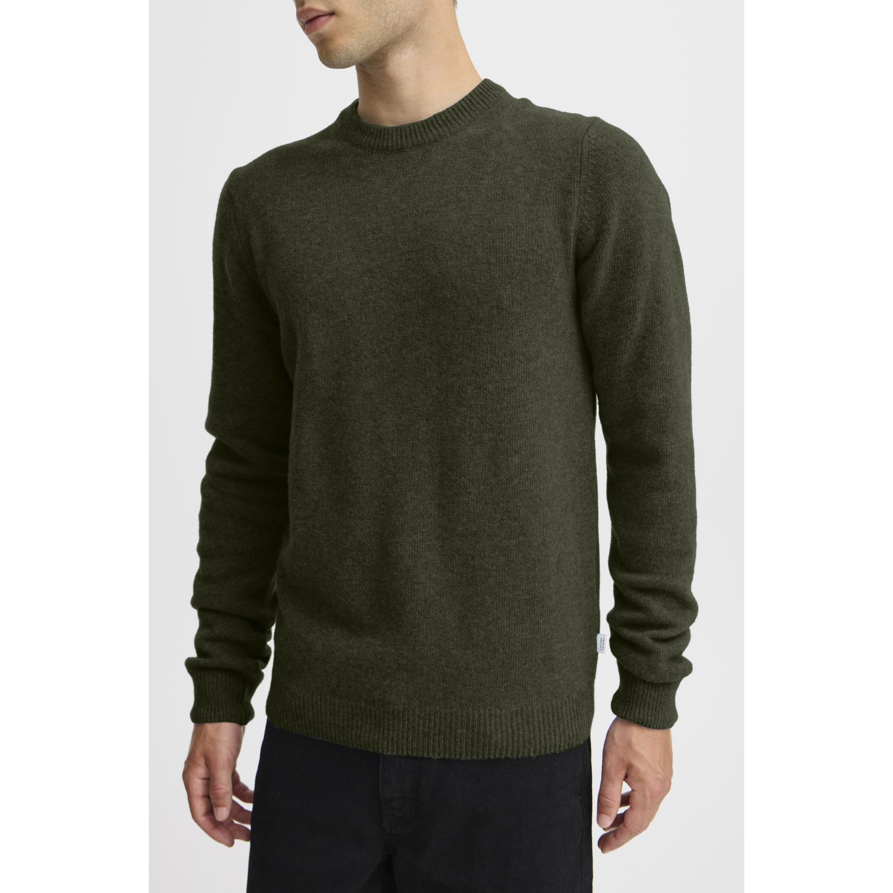 product/c/a/casual-friday_20503970-190413_4.jpg
