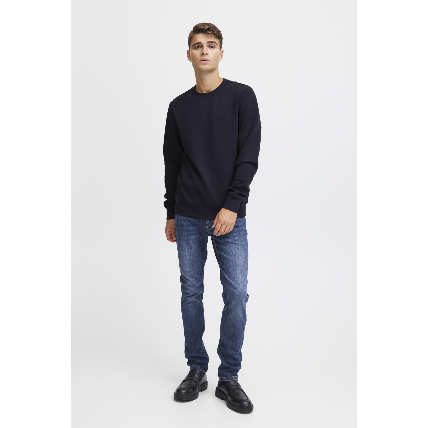product/c/a/casual-friday_20504731-194013_3.jpg