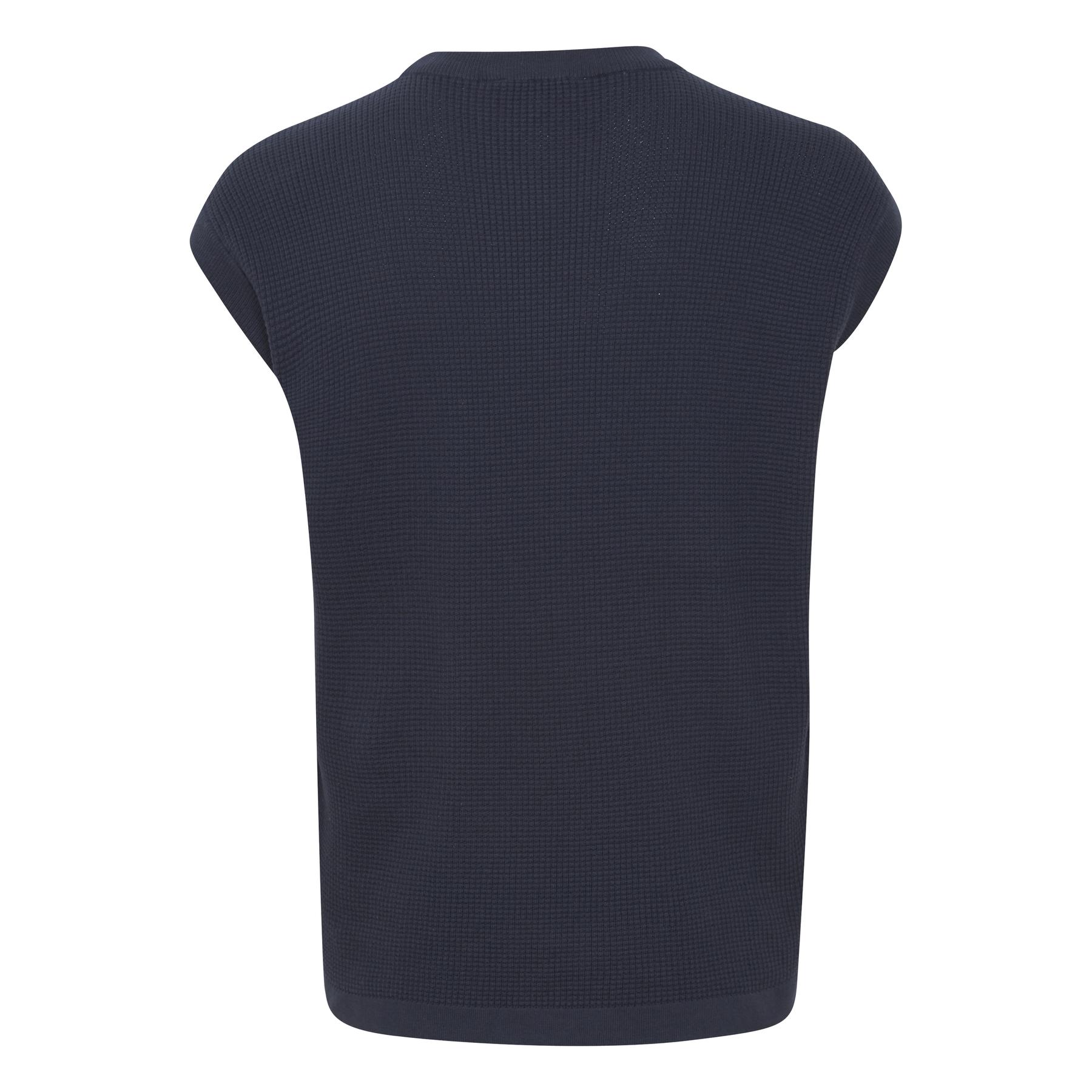 product/c/a/casual-friday_20504785-194013_1.jpg