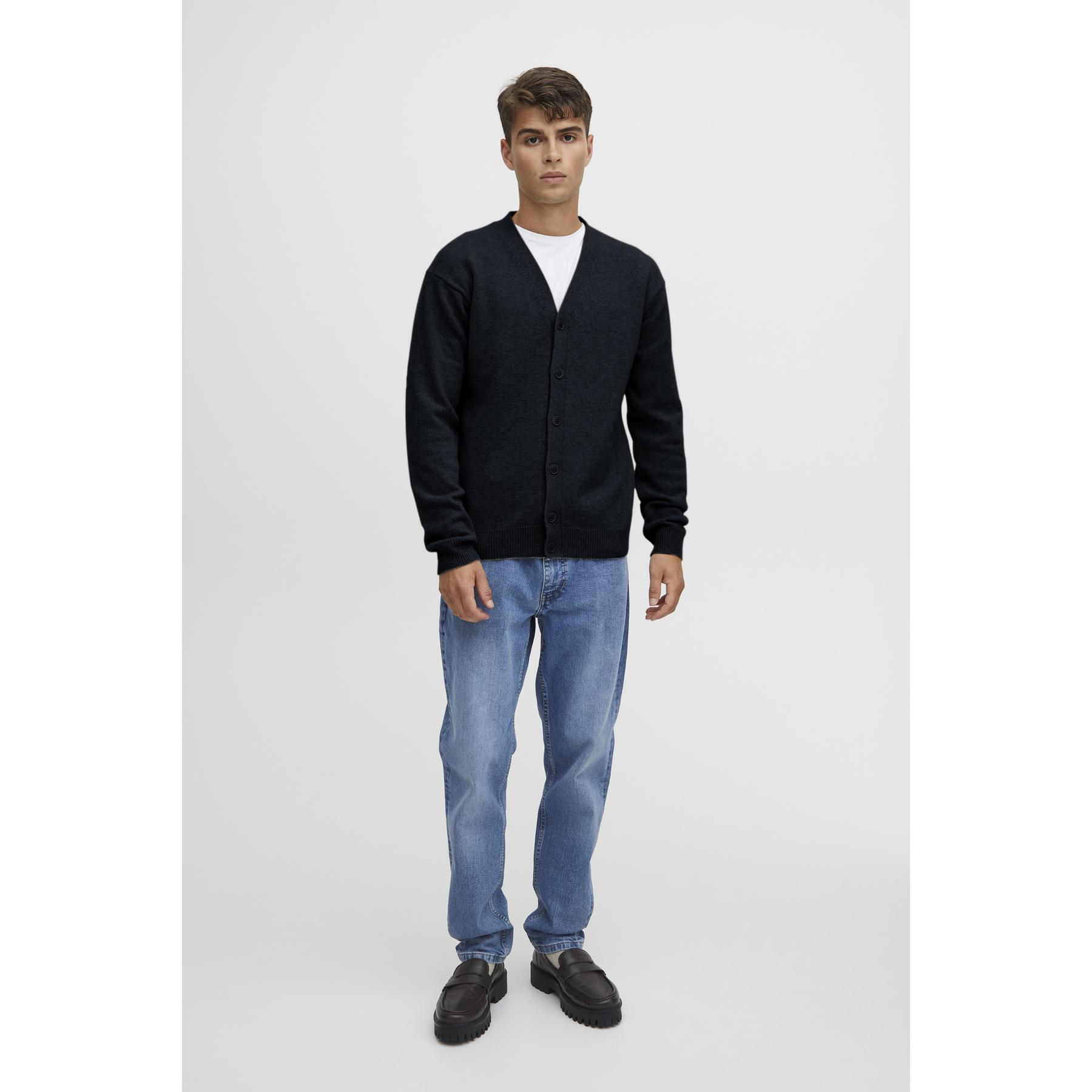 product/c/a/casual-friday_20504796-194007_2.jpg